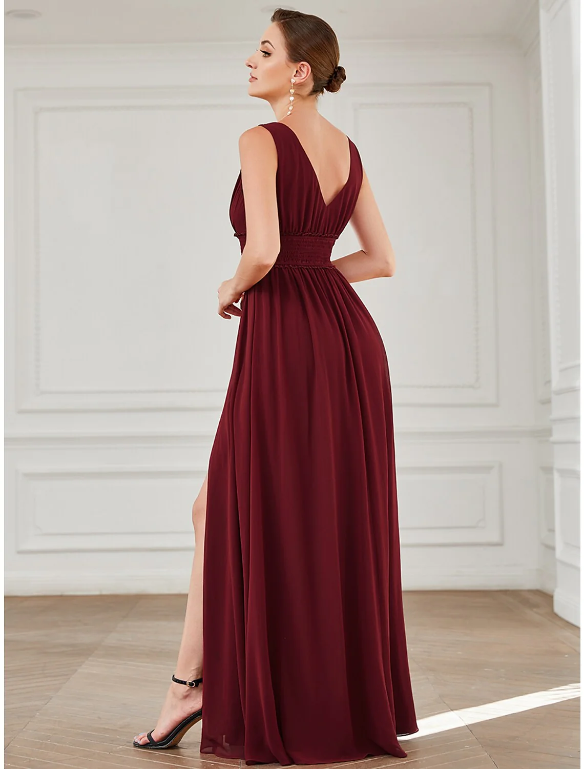 A-Line Evening Gown Minimalist Dress Wedding Guest Floor Length Sleeveless V Neck Chiffon with Pleats - TREBLEV