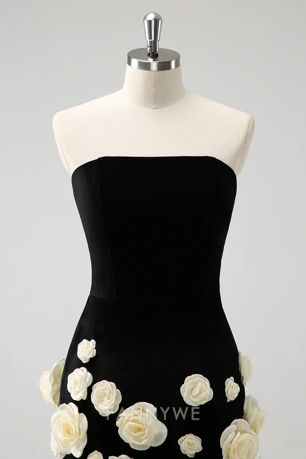FannyWe Elegant Black Strapless Tight Short Homecoming Dress with 3D Flowers hot sale - TREBLEV