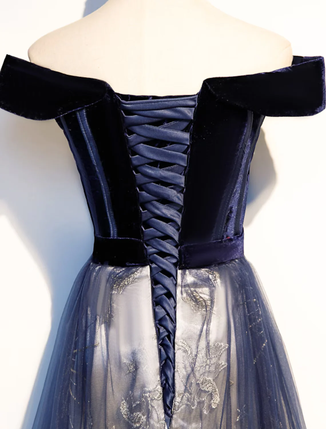 A-Line Elegant Floral Prom Formal Evening Dress Off Shoulder Short Sleeve Tulle with Pleats Pattern - TREBLEV