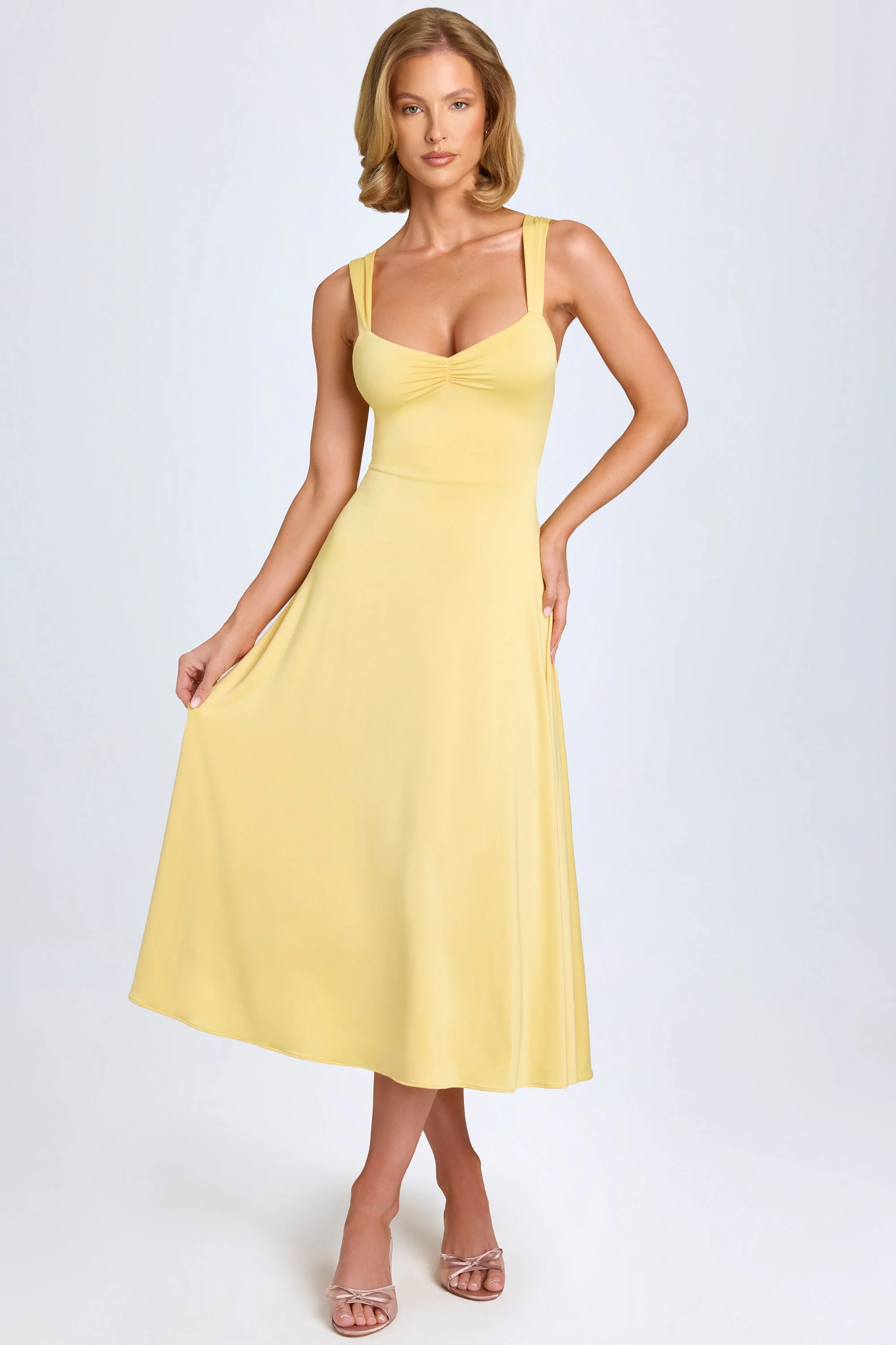 Sweetheart-Neck Ruched Midaxi Dress in Pastel Yellow - TREBLEV