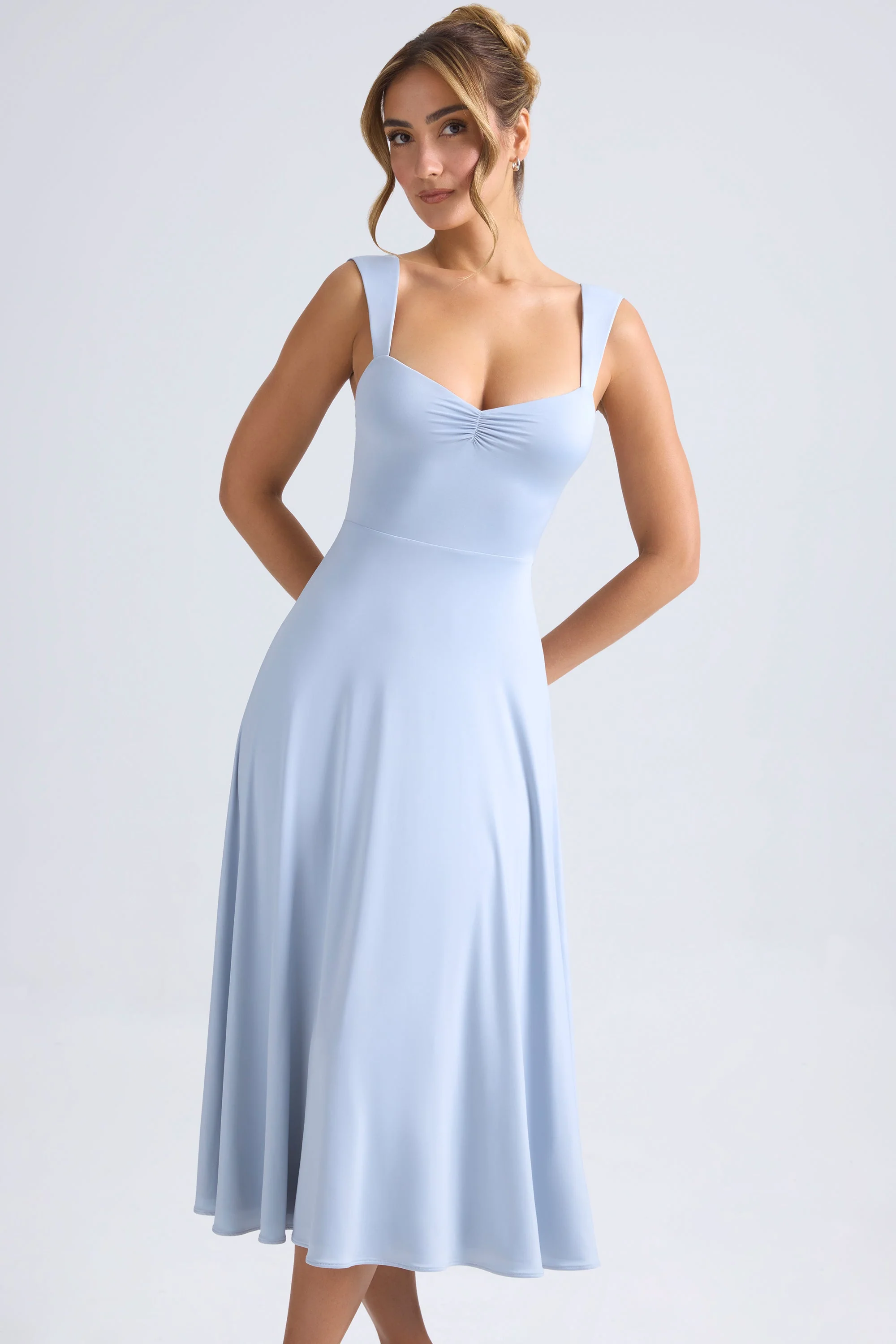 Sweetheart-Neck Ruched Midaxi Dress in Light Blue - TREBLEV