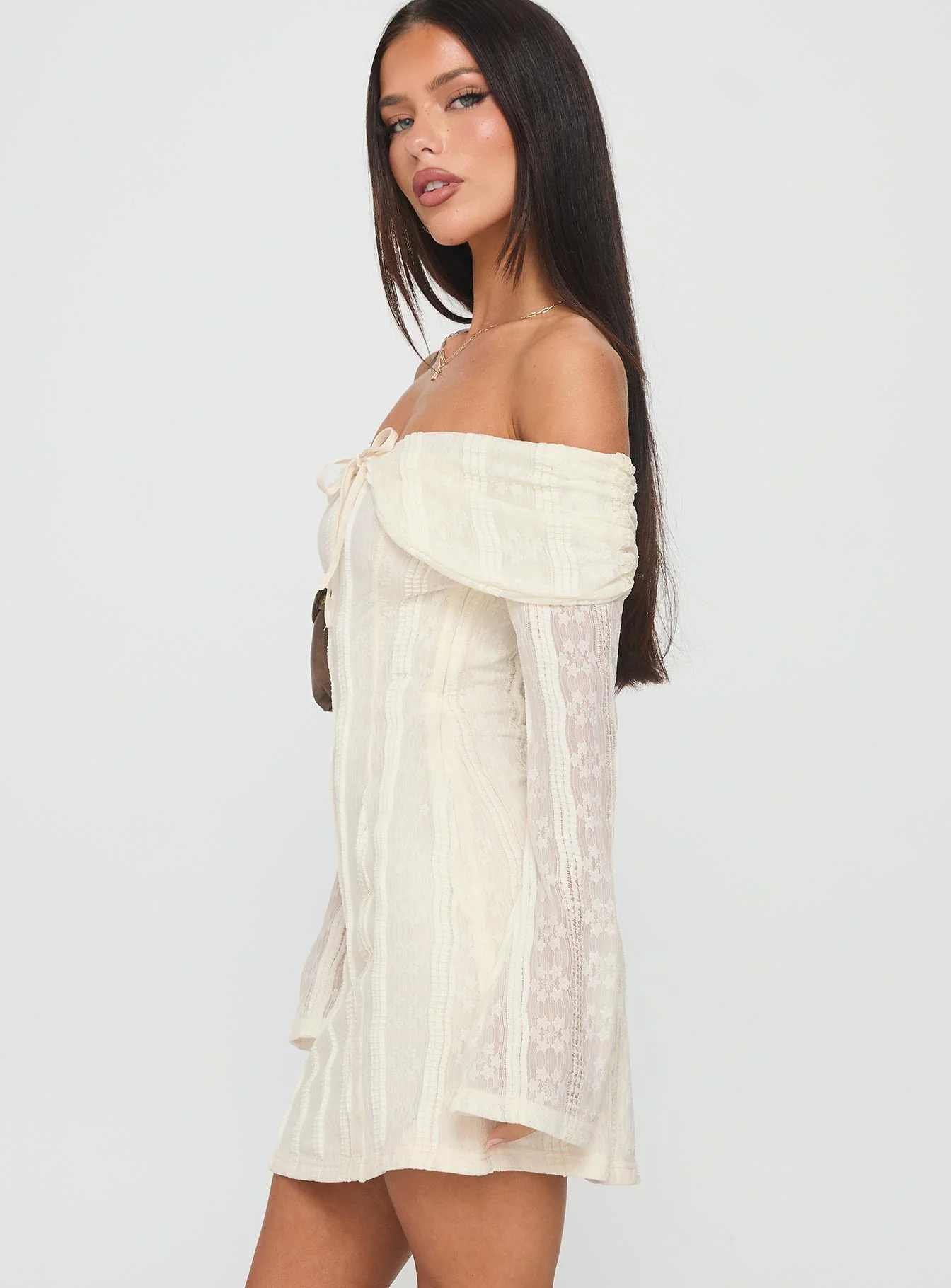 Colettie Long Sleeve Mini Dress Cream - TREBLEV