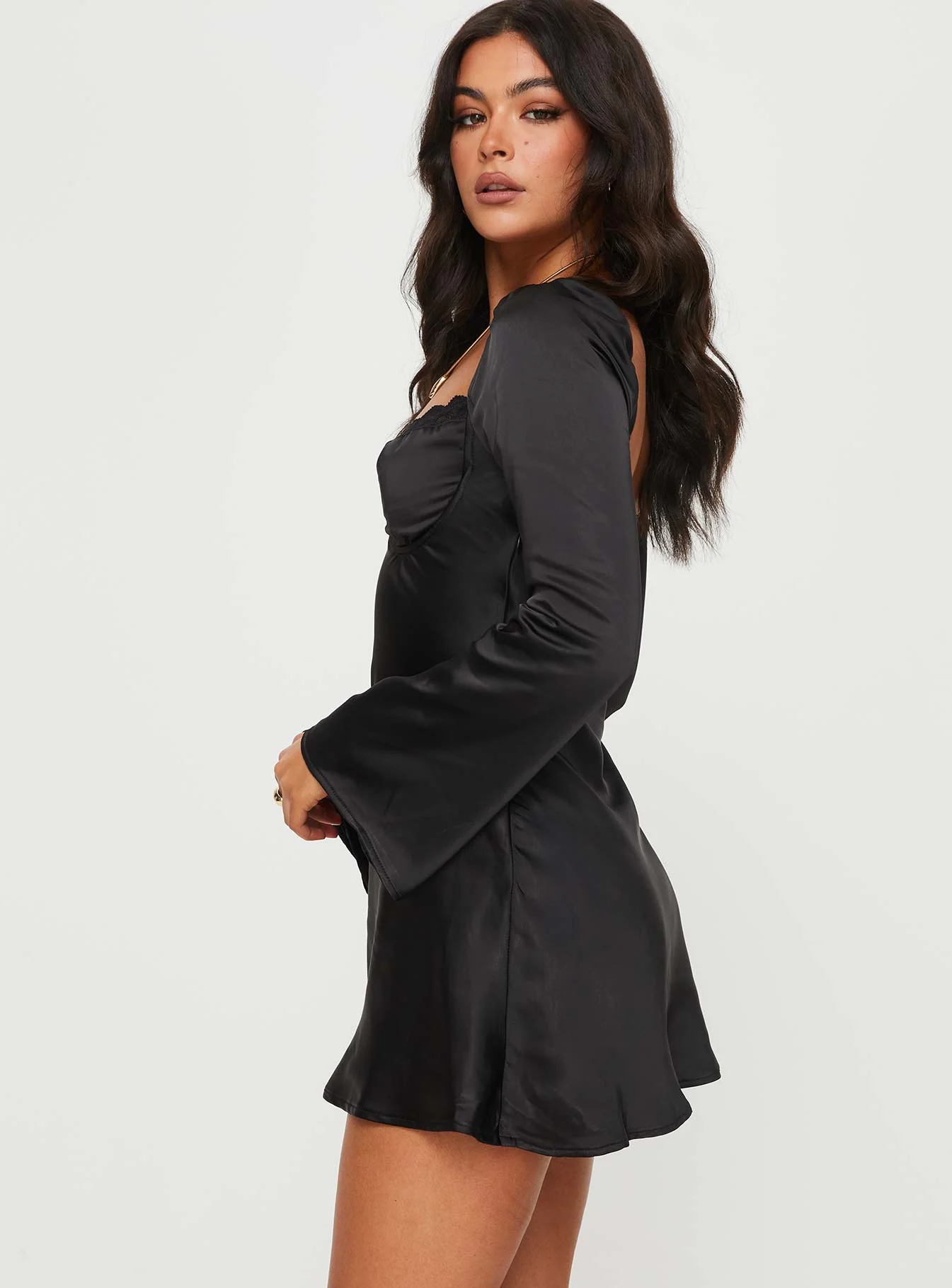 Moniz Long Sleeve Mini Dress Black - TREBLEV