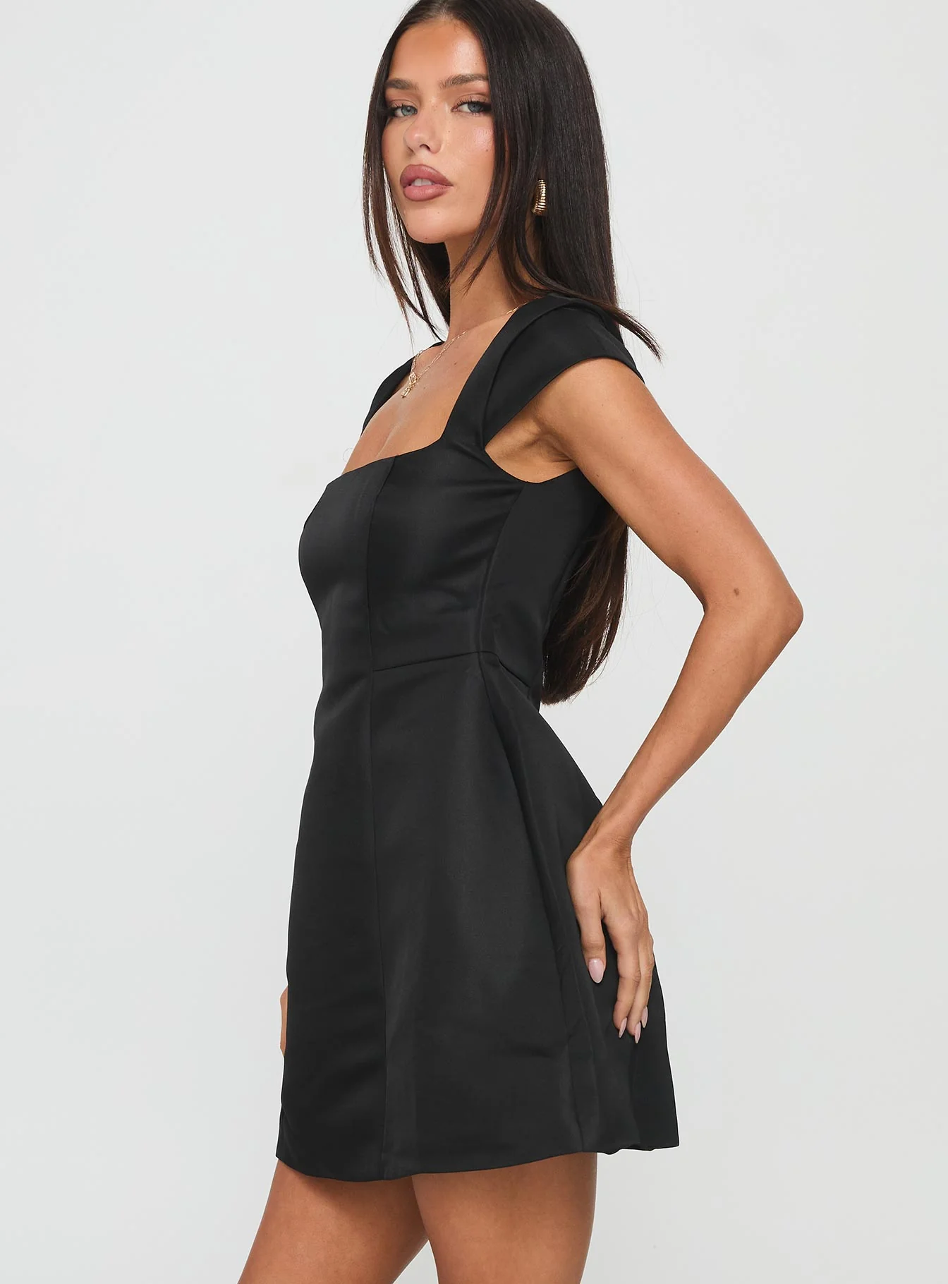 Mariza Mini Dress Black - TREBLEV