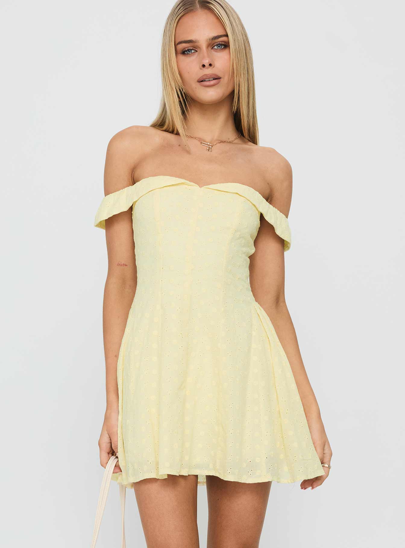 Rosebud Off The Shoulder Mini Dress Lemon - TREBLEV