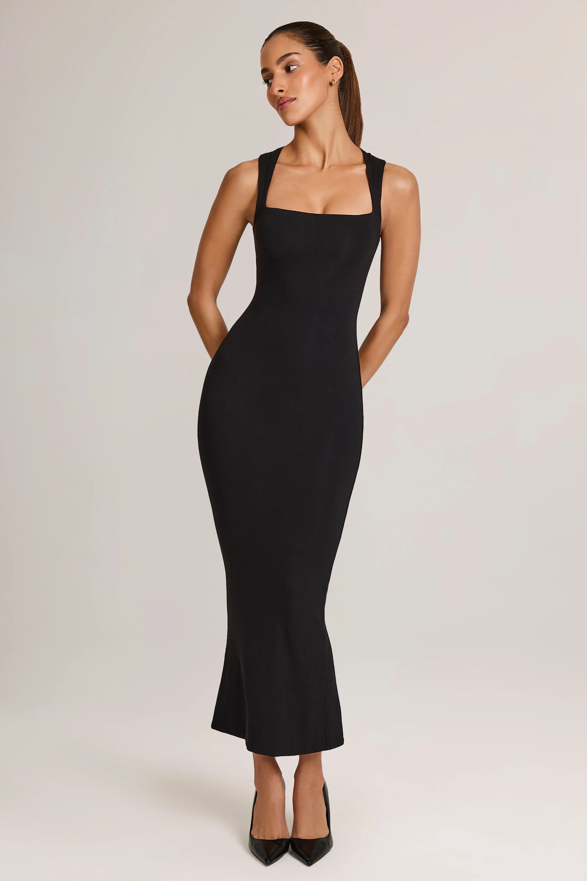 Square Neck Midi Dress in Black - TREBLEV
