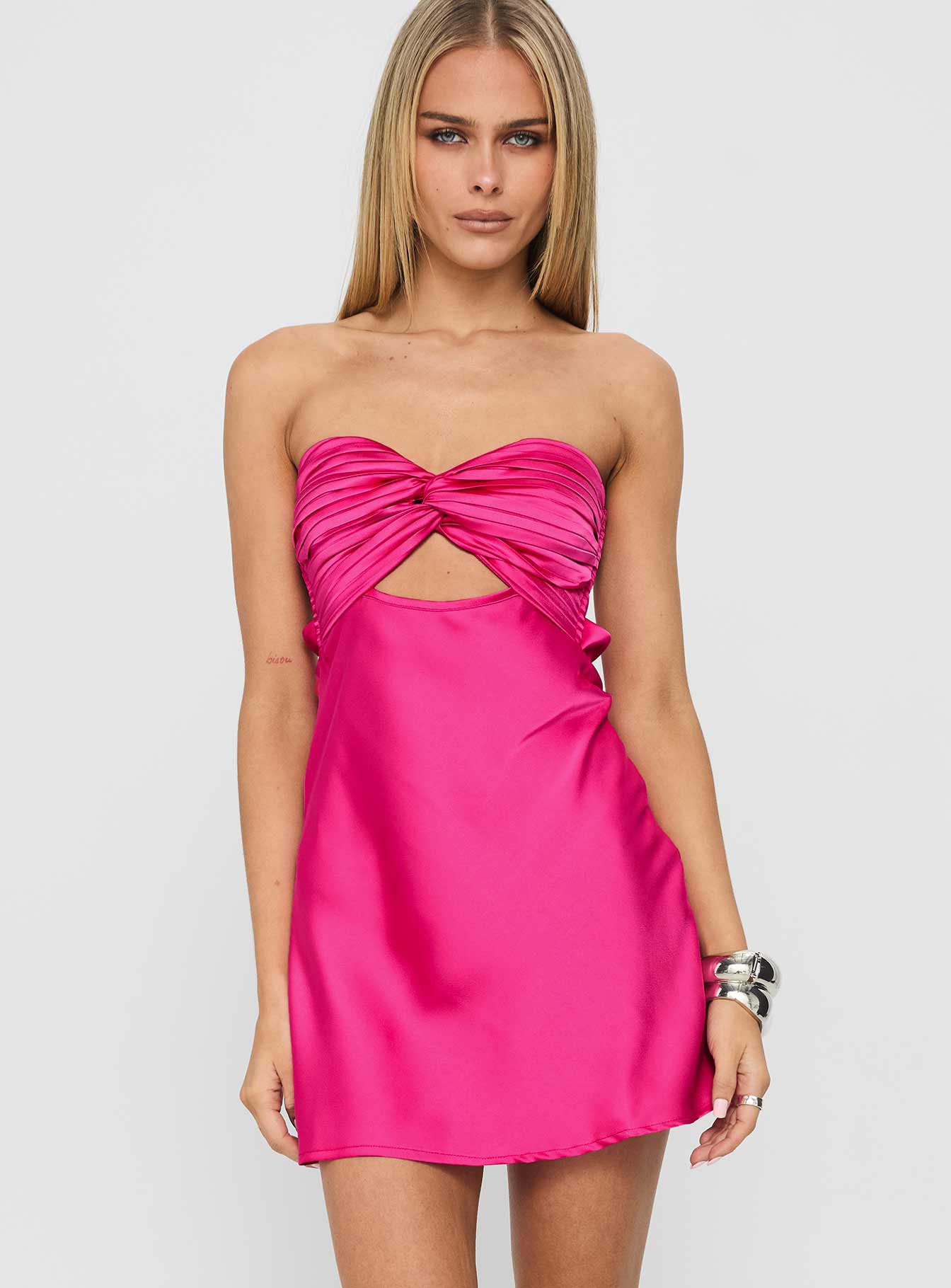 Shellie Mini Dress Hot Pink - TREBLEV