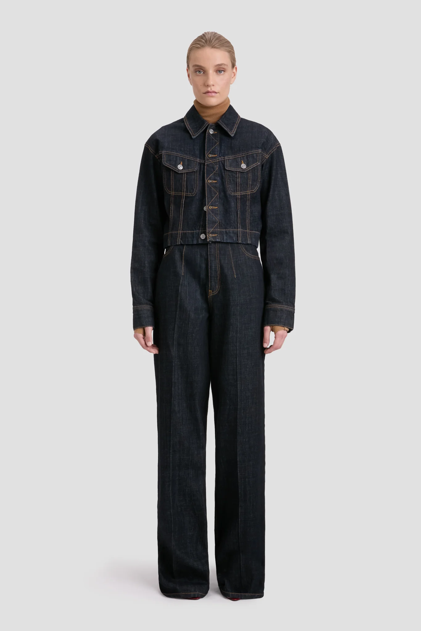 High Waisted Cinched Jean In Indigo Rinse - XNAUWBI