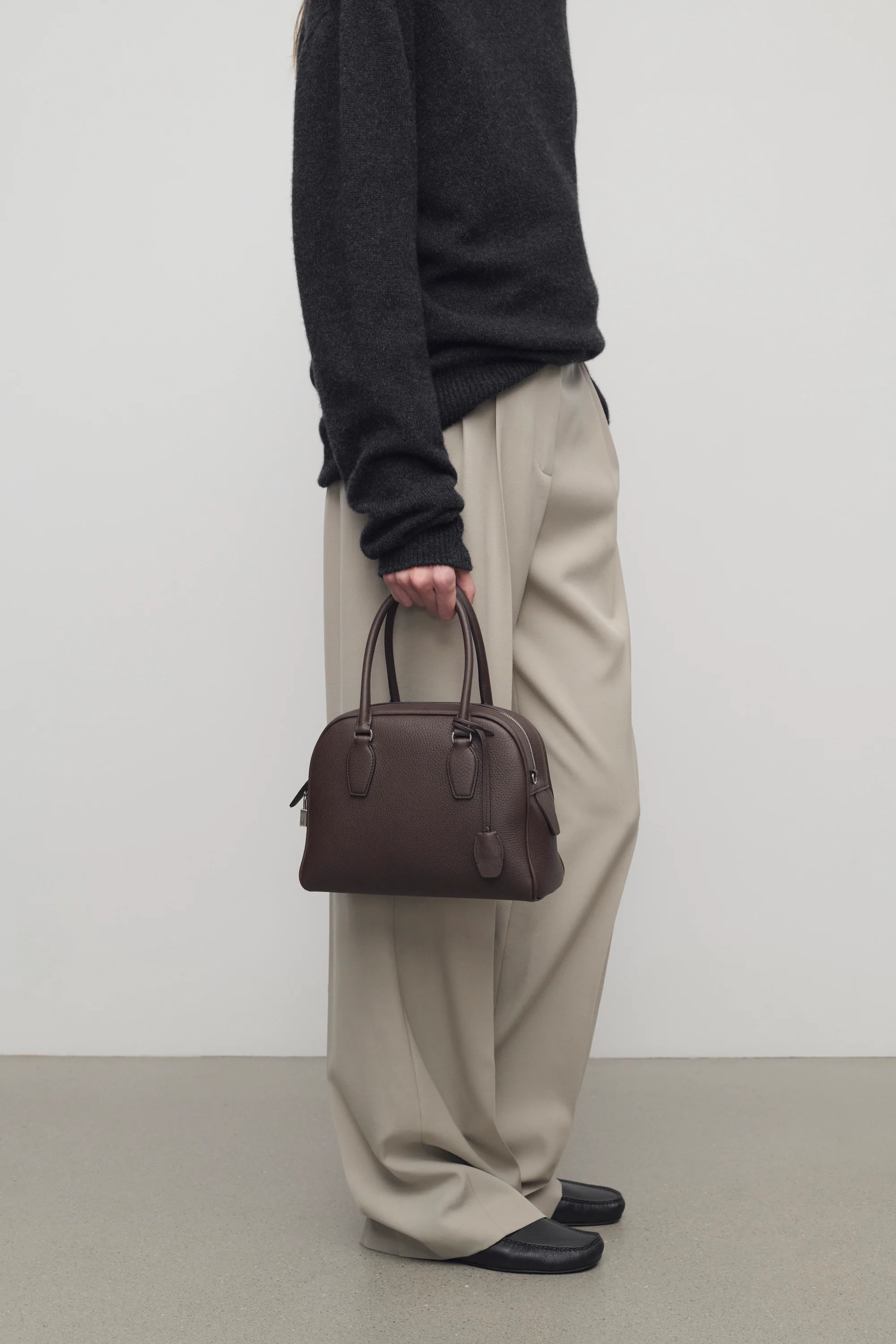 India 10.00 Bag in Leather - XNAUWBI