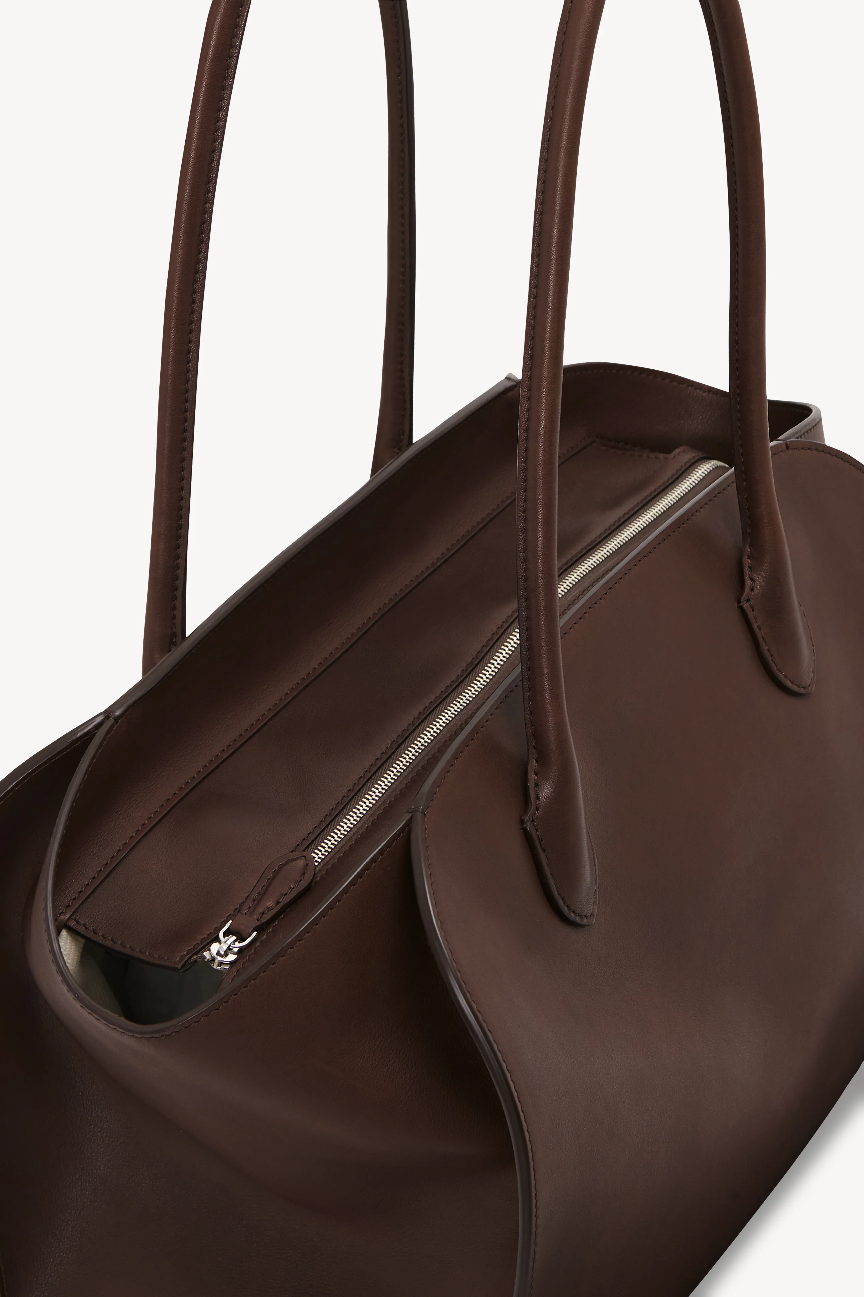 Marlo 14 Bag in Leather - XNAUWBI