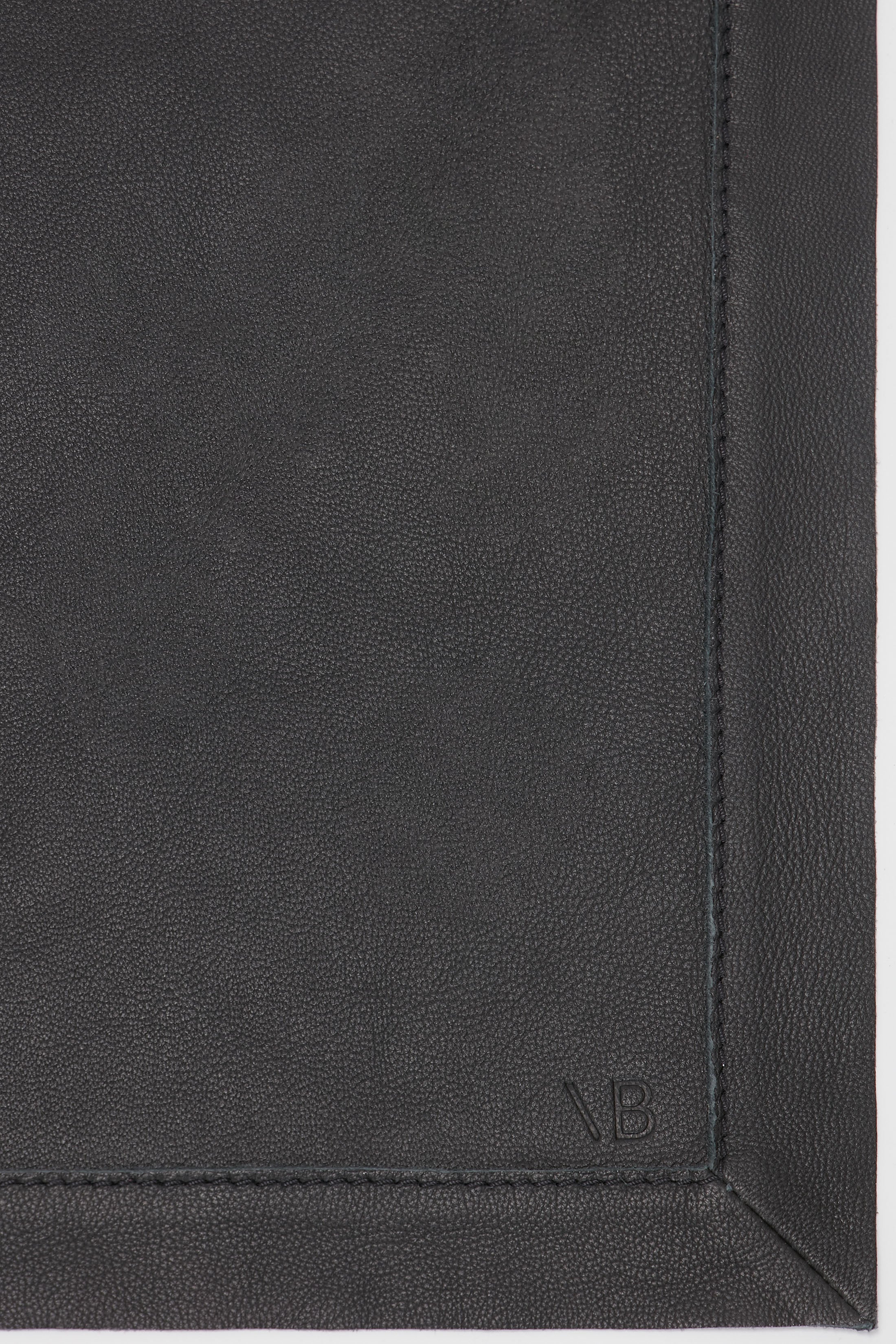 Leather Scarf In Black - XNAUWBI