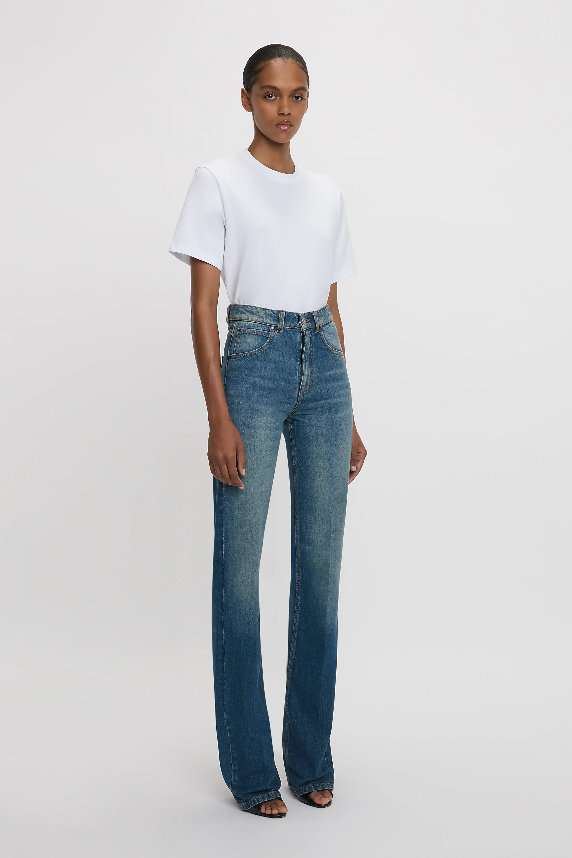 Julia Stretch Jean In Mid Blue - XNAUWBI