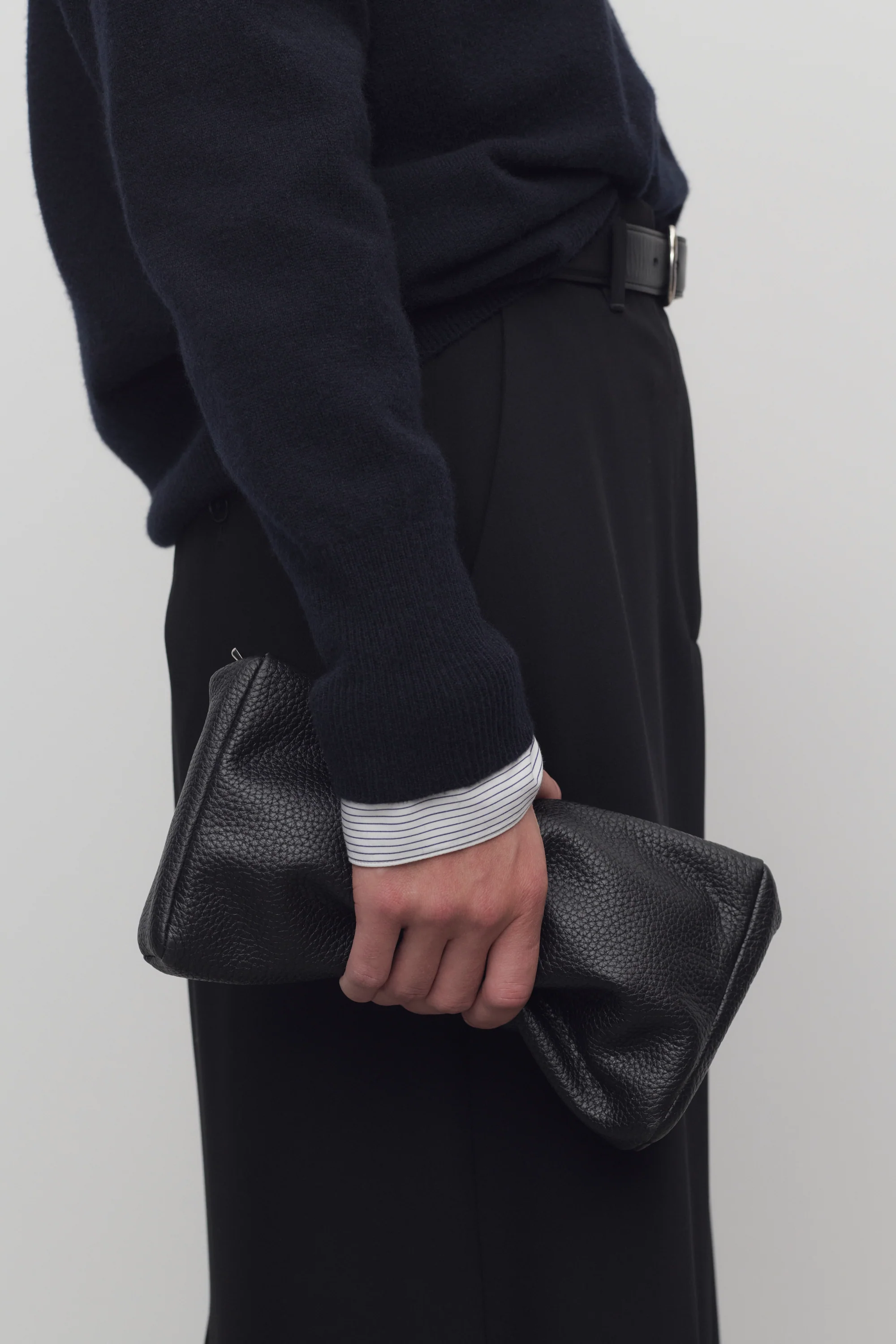 Squared Compact Clutch Bag in Leather - XNAUWBI