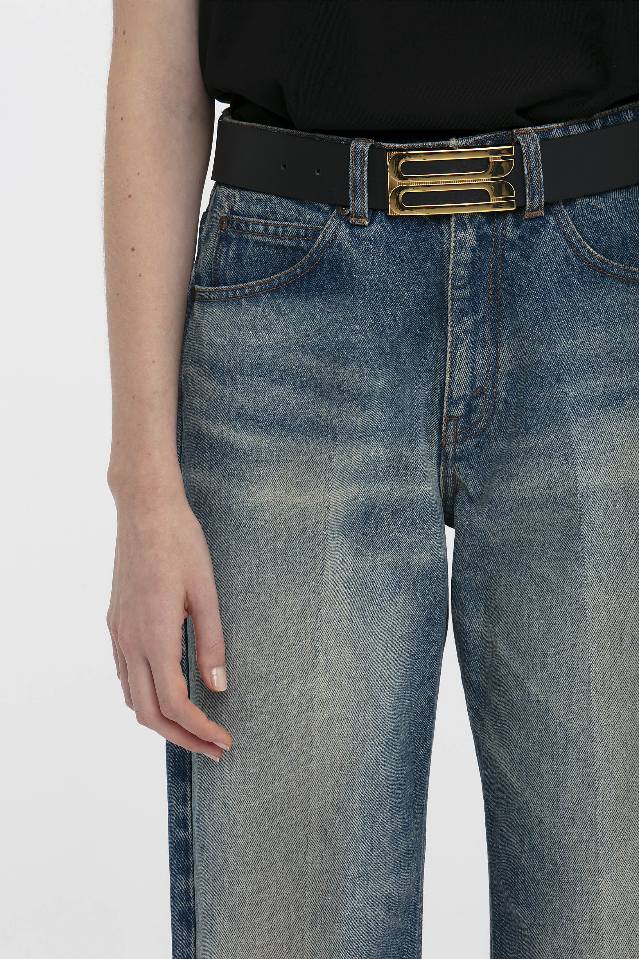 Straight Leg Jean In Antique Indigo Wash - XNAUWBI