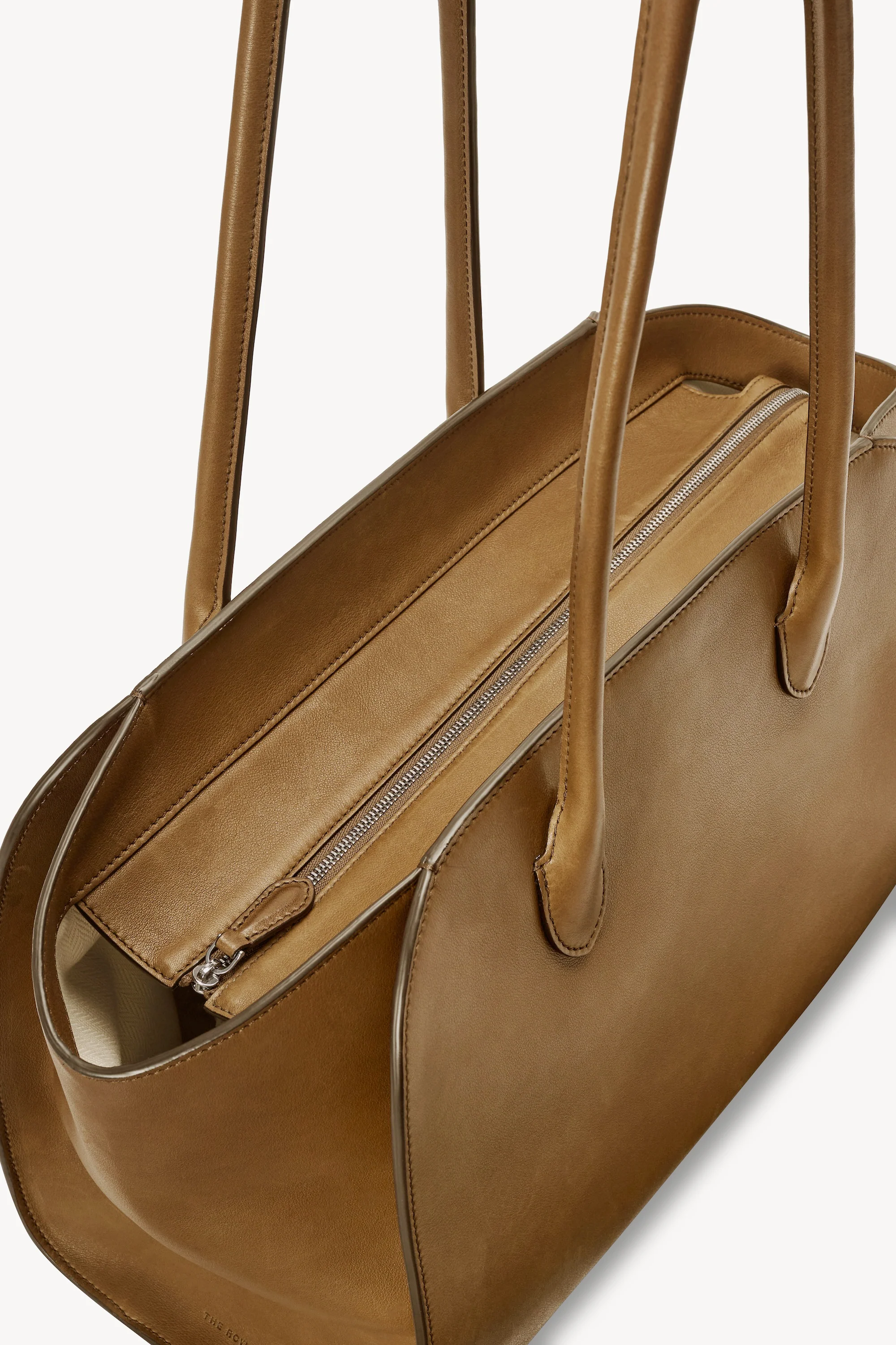 Marlo 14 Bag in Leather - XNAUWBI