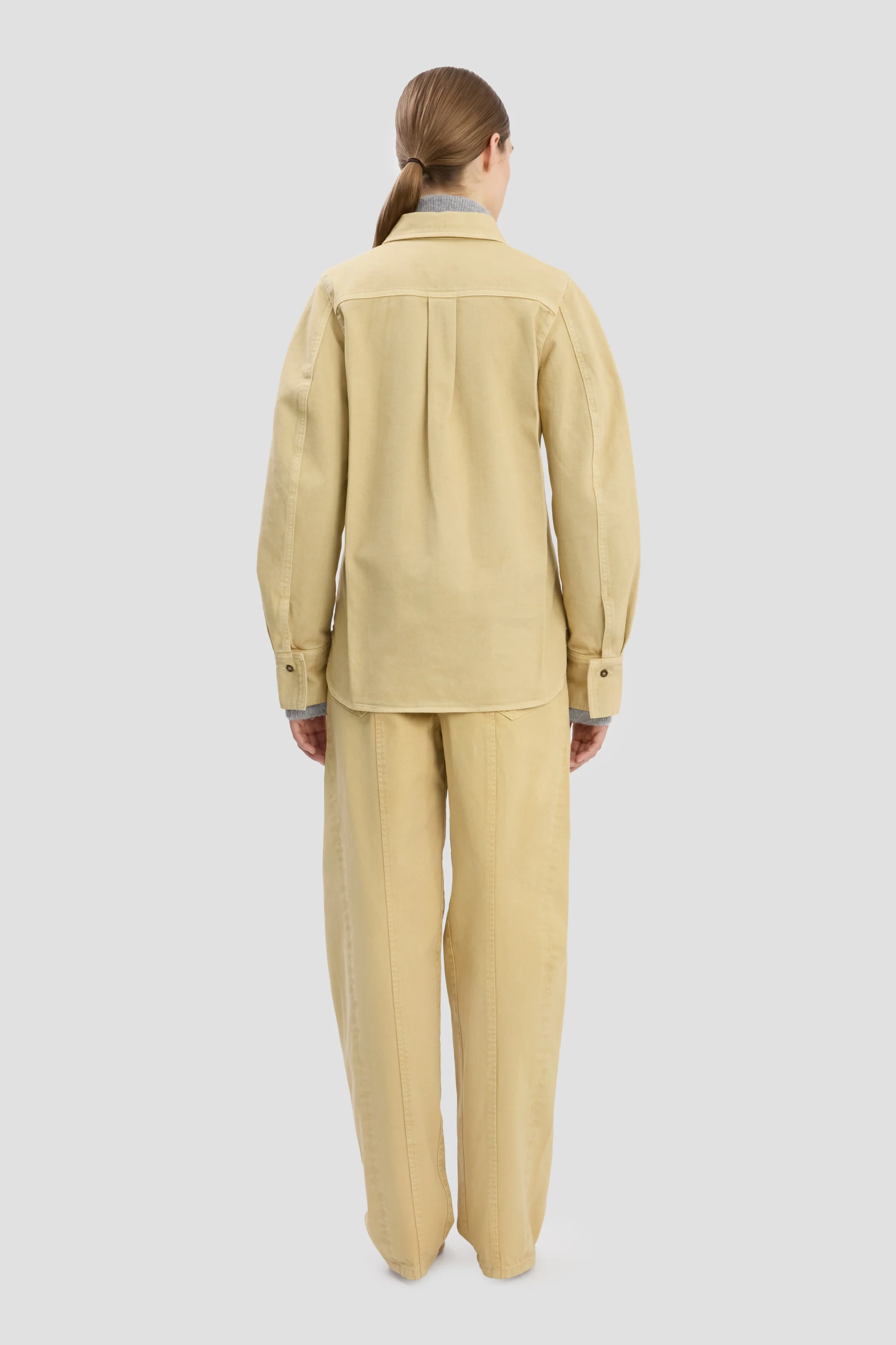 Curved Leg Jean In Butter Yellow - XNAUWBI