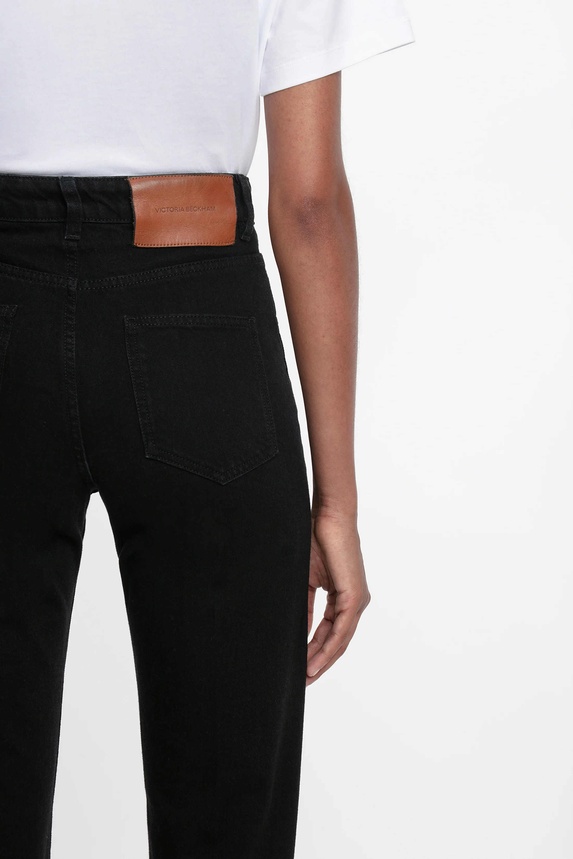 Julia Stretch Jean In Washed Black - XNAUWBI