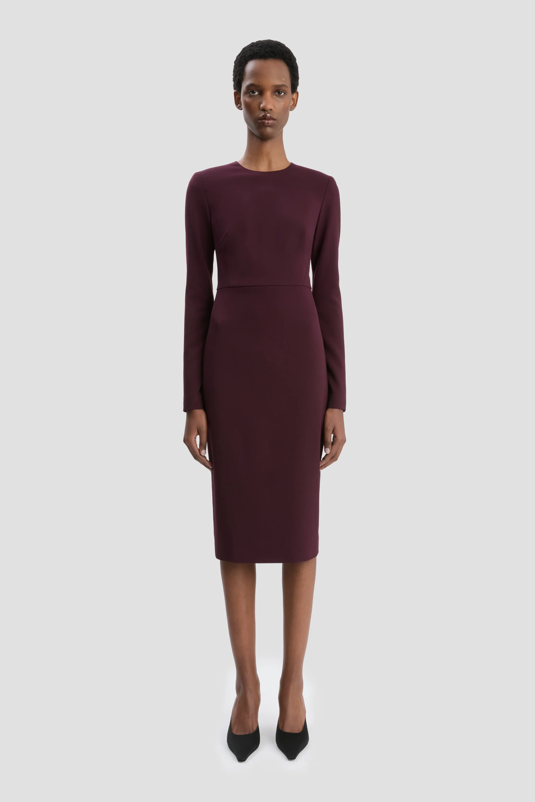 T-Shirt Fitted Dress In Deep Mahogany - XNAUWBI