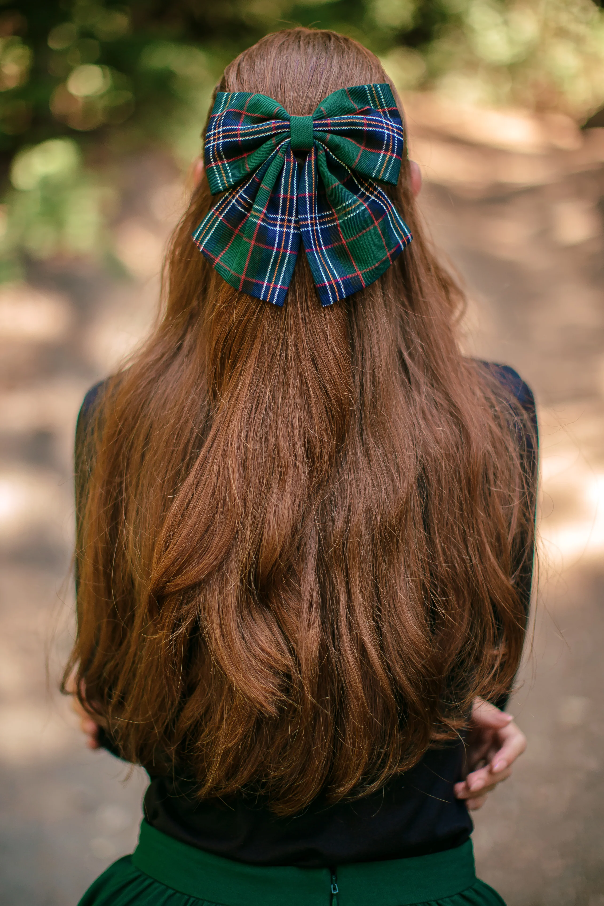 Hair Bow in Homeland Plaid - XNAUWBI