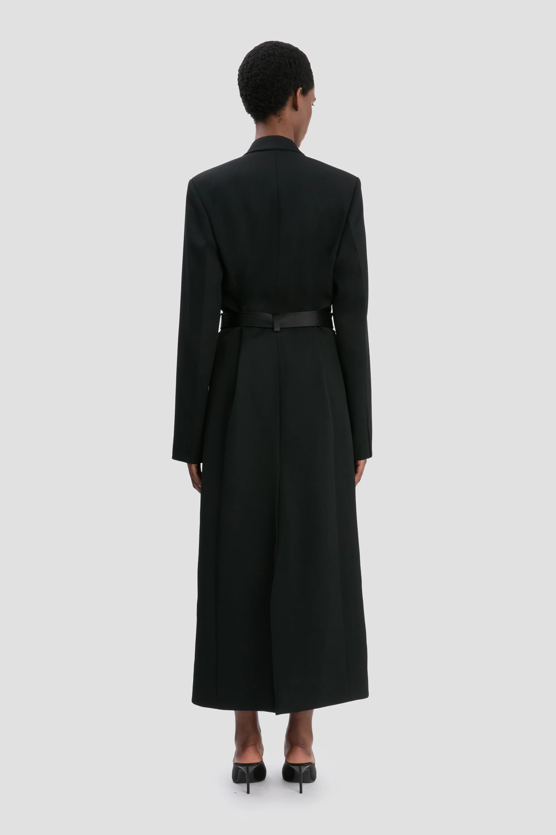 Belted Tailored Coat In Black - XNAUWBI