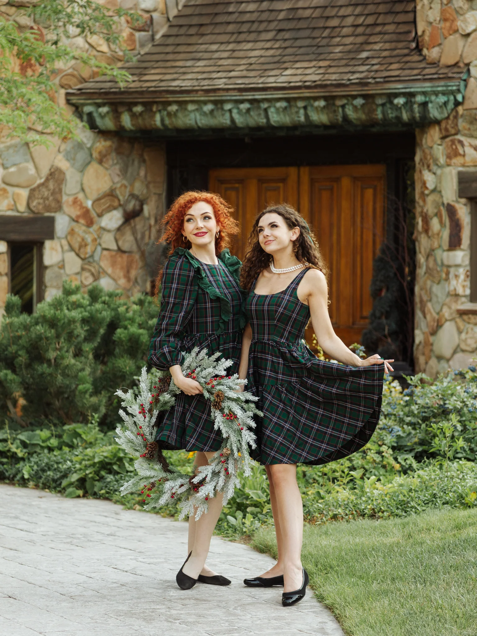 Leading Lady Dress in Homeland Plaid - XNAUWBI