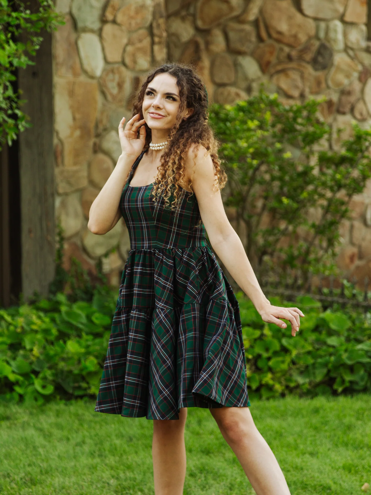 Leading Lady Dress in Homeland Plaid - XNAUWBI