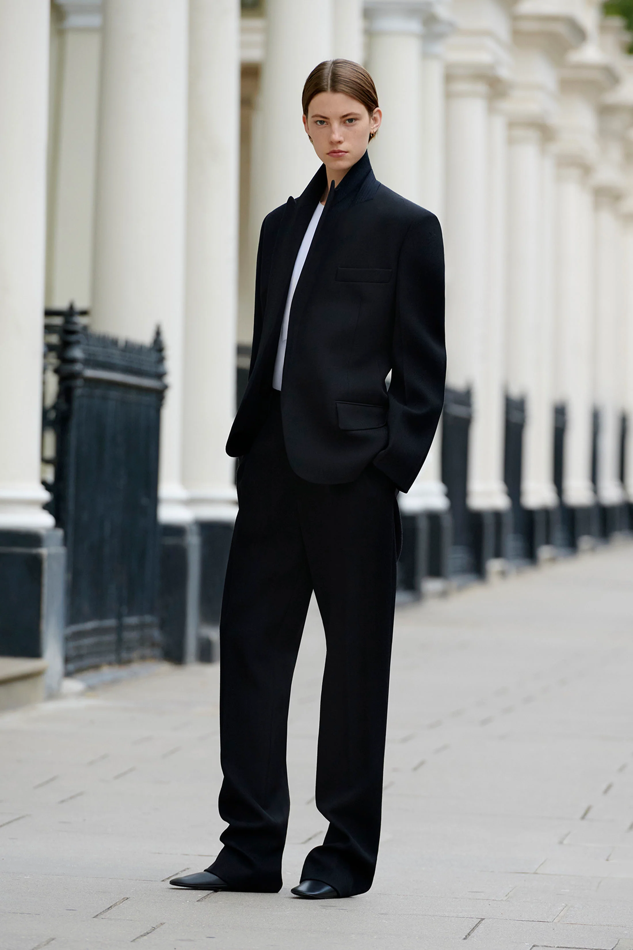 Sculptural Sleeve Jacket In Black - XNAUWBI