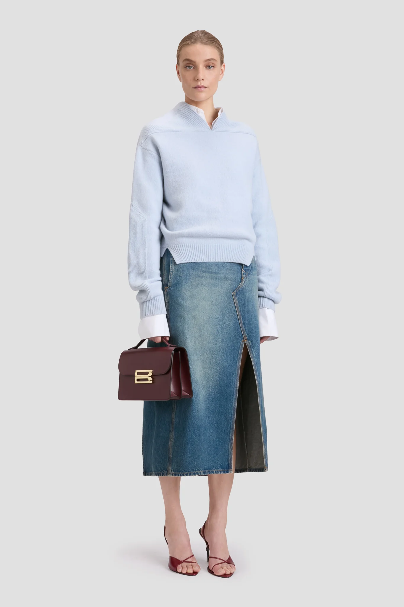 V-Neck Jumper In Delphinium Blue - XNAUWBI