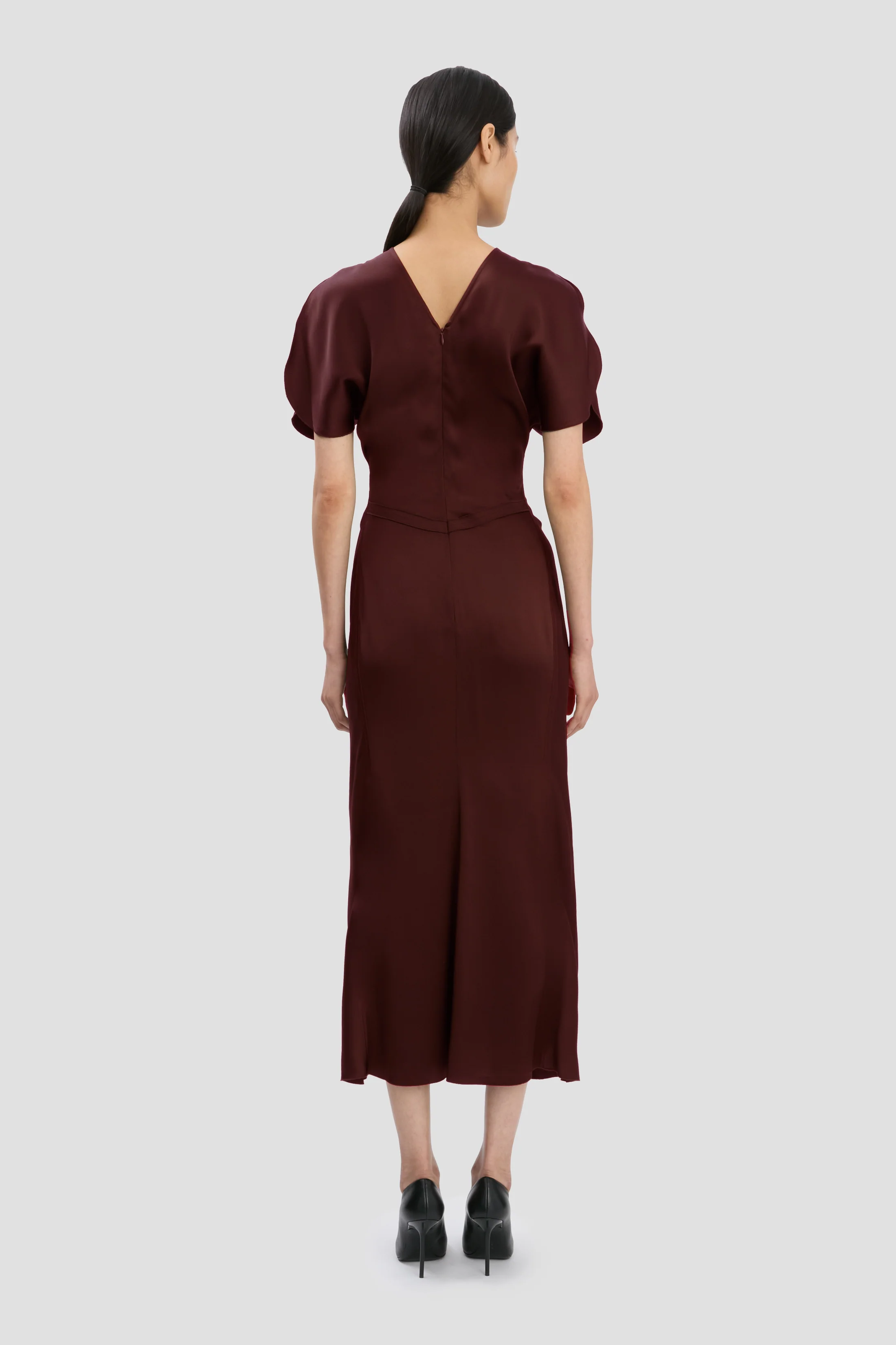 Bela Midi Dress In Merlot - XNAUWBI