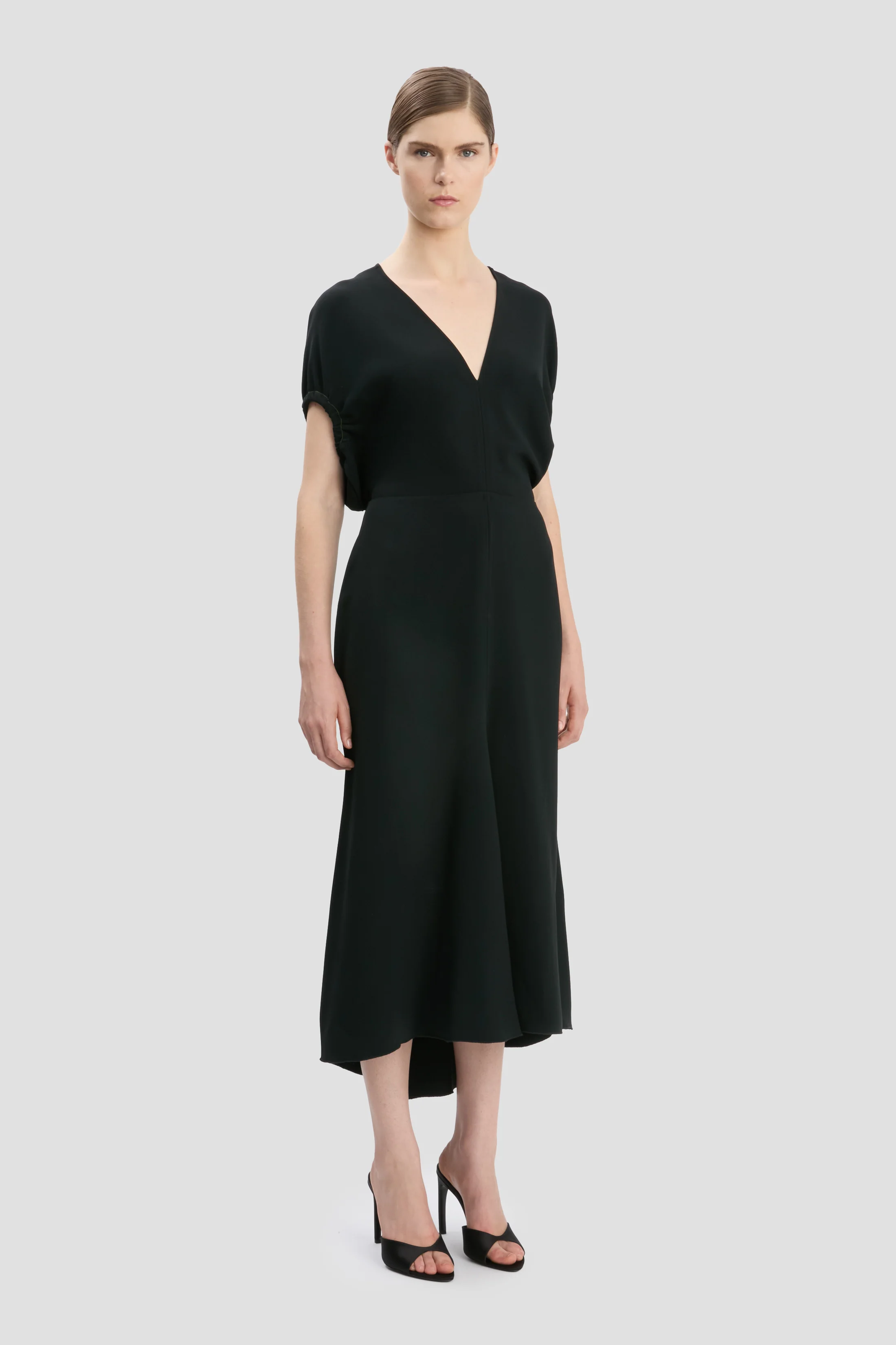 Edith Midi Dress In Black - XNAUWBI