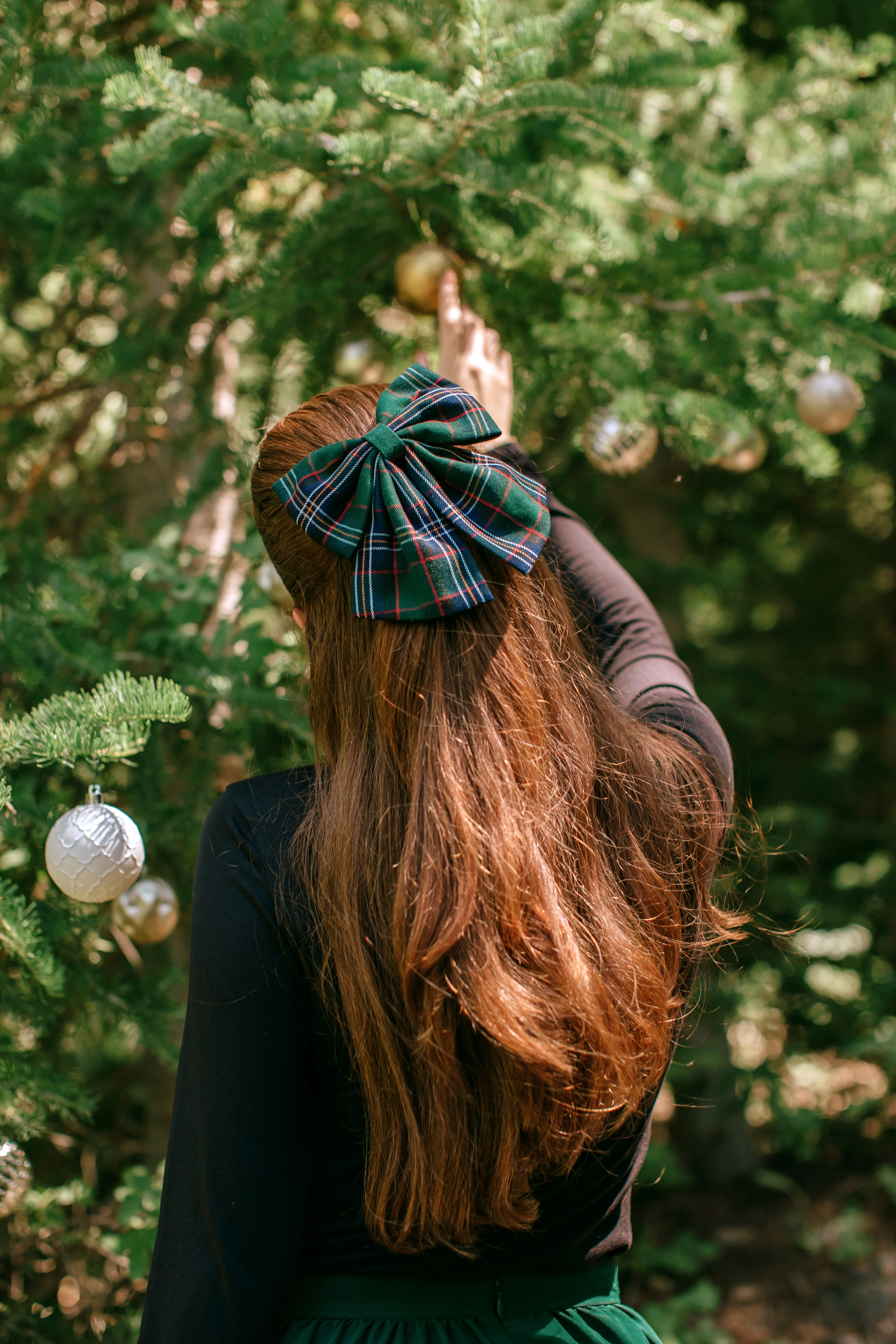 Hair Bow in Homeland Plaid - XNAUWBI