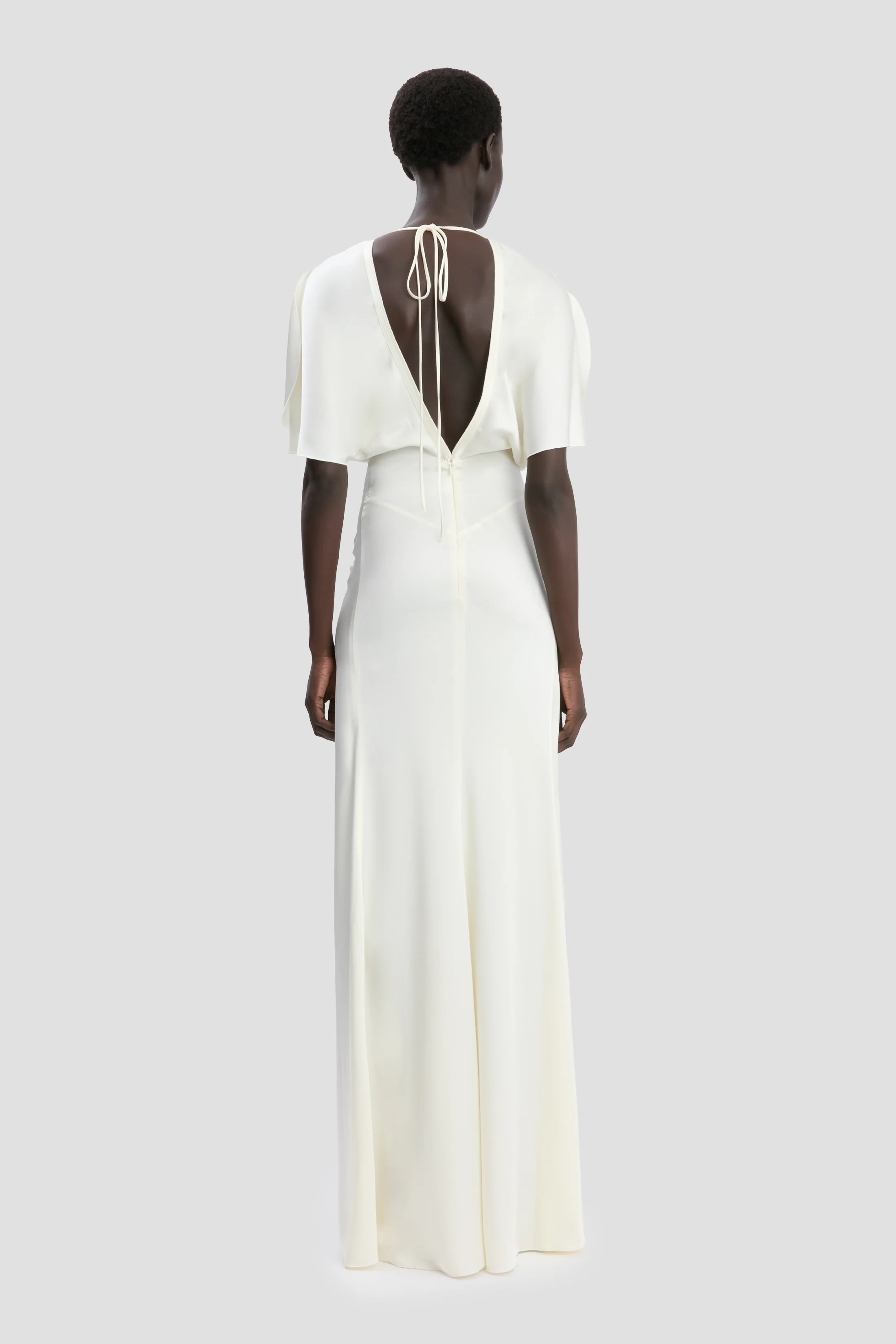 Isabella Gown In Ivory - XNAUWBI