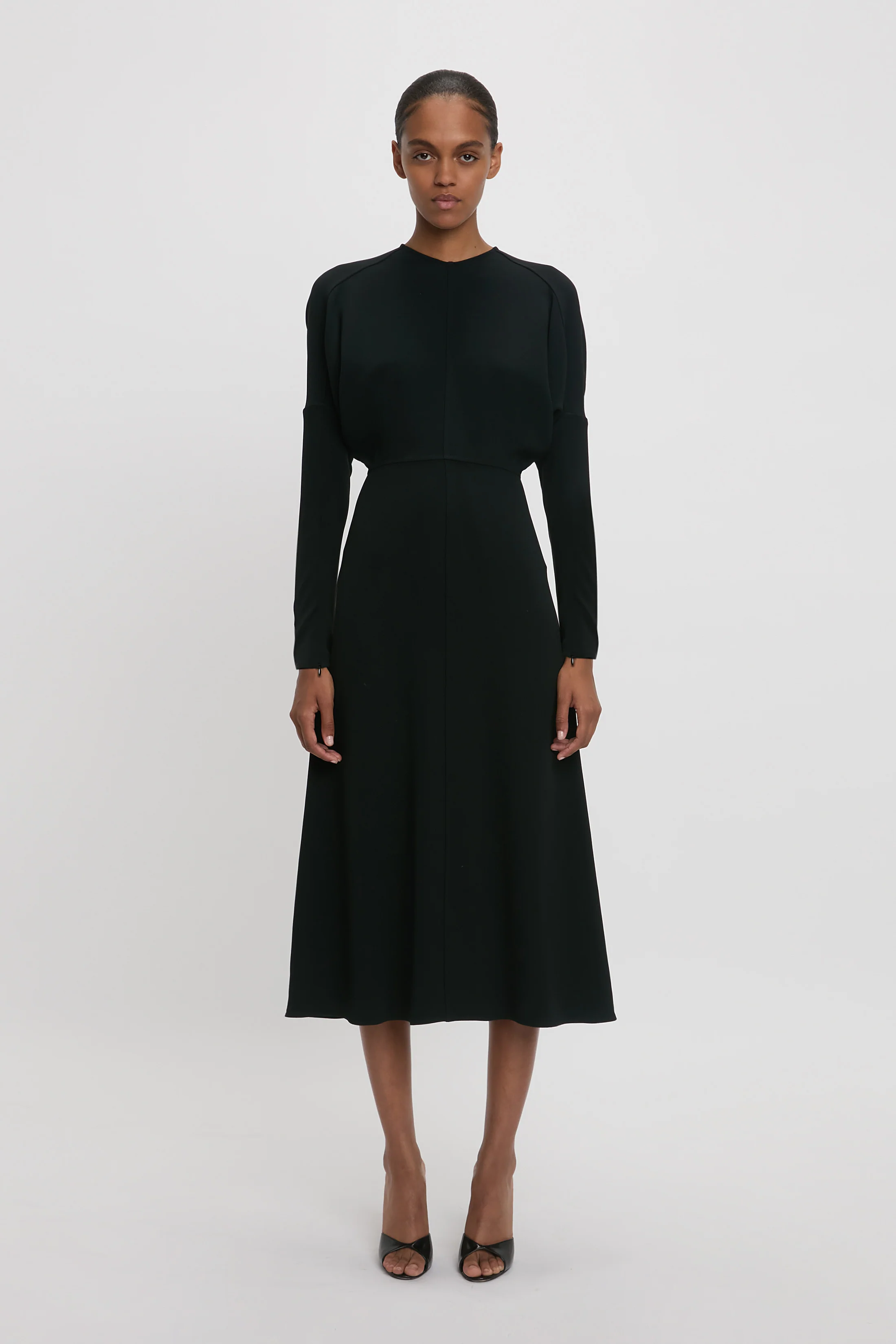 Dolman Midi Dress in Black - XNAUWBI