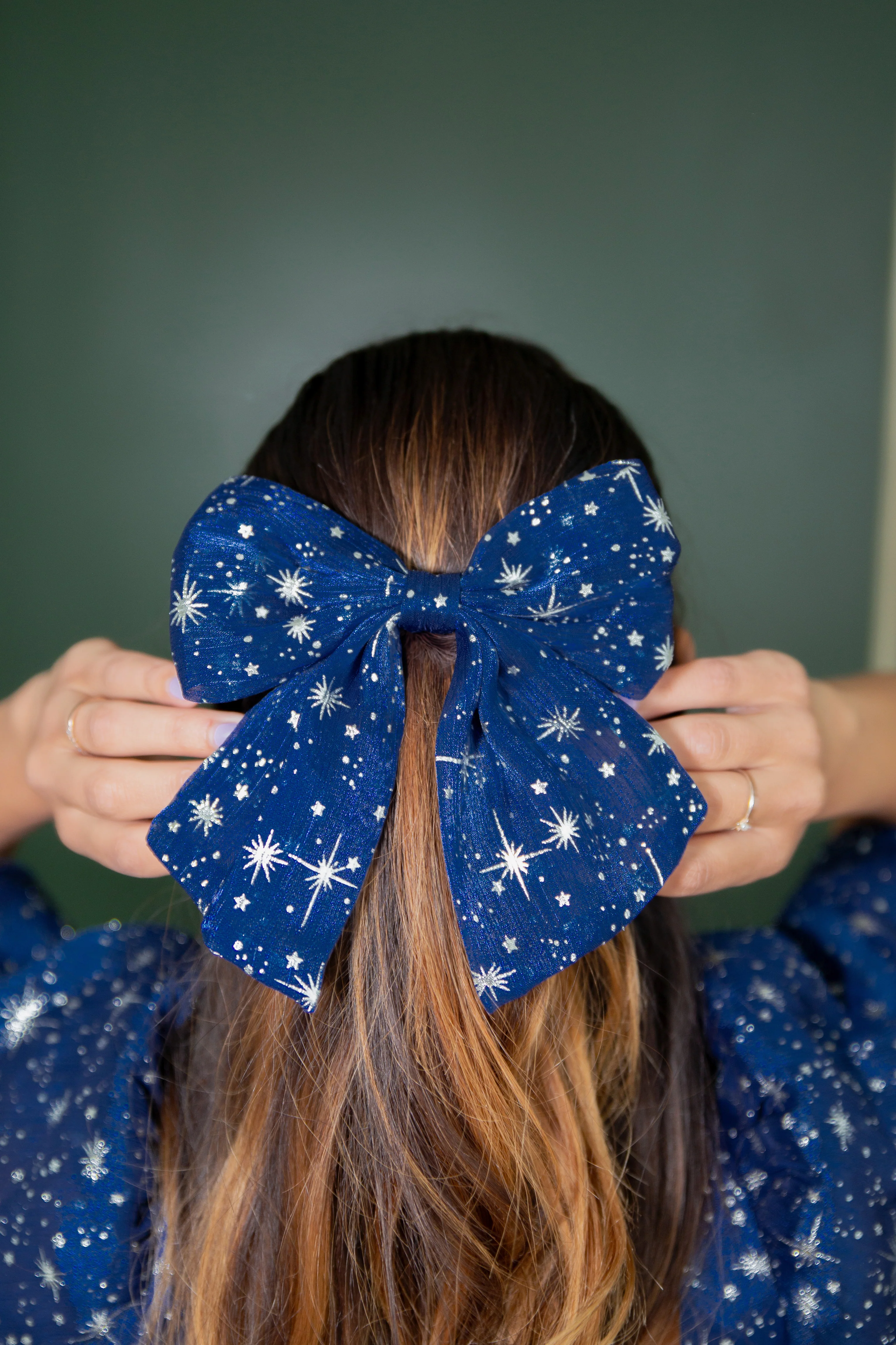 Hair Bow in Starlight - XNAUWBI