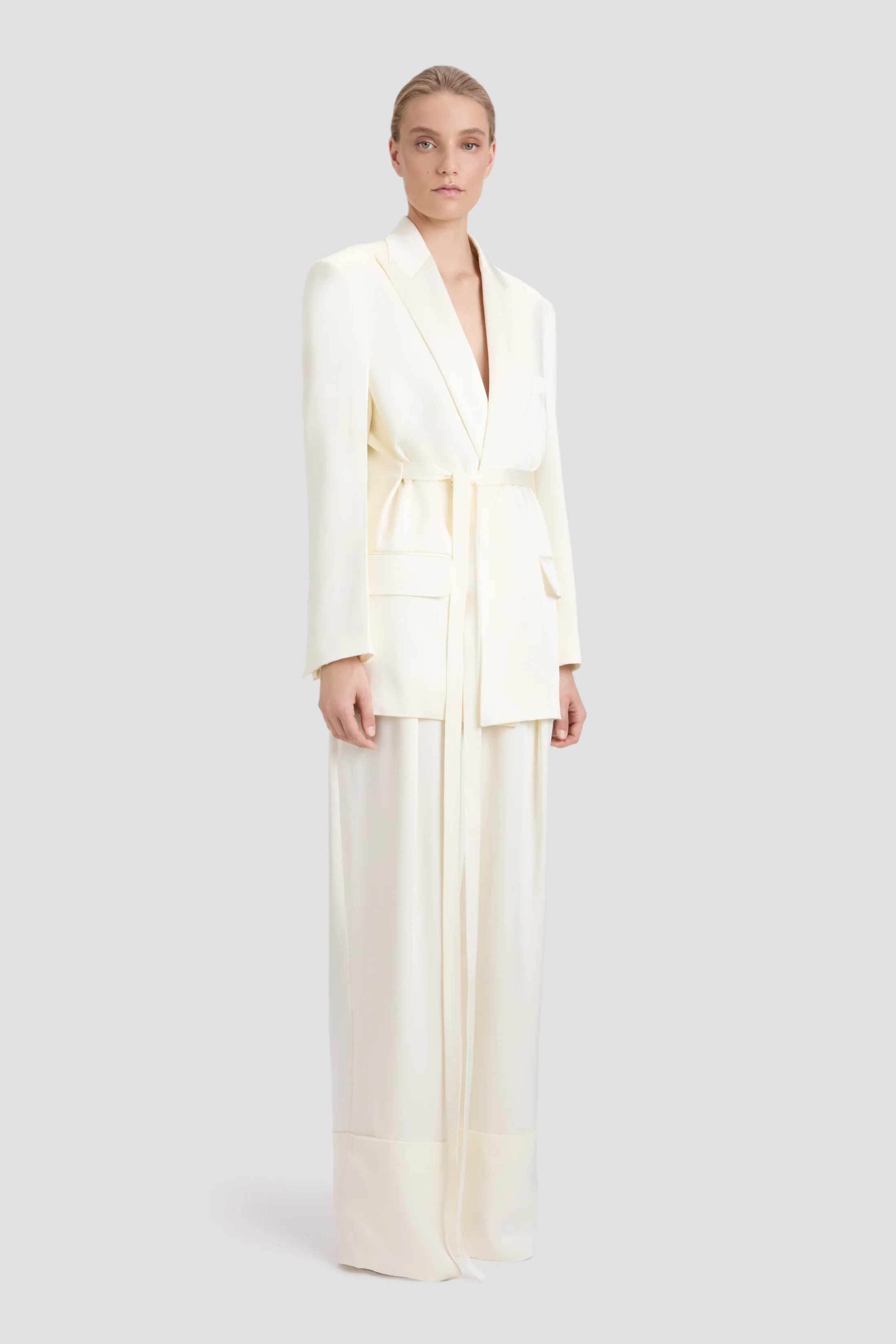 Belted Jacket In Ivory - XNAUWBI