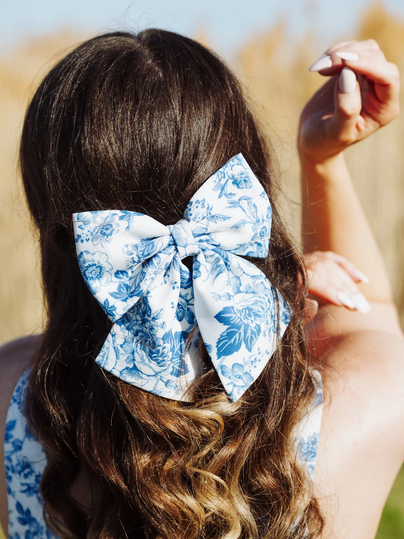Hair Bow in Countryside - XNAUWBI
