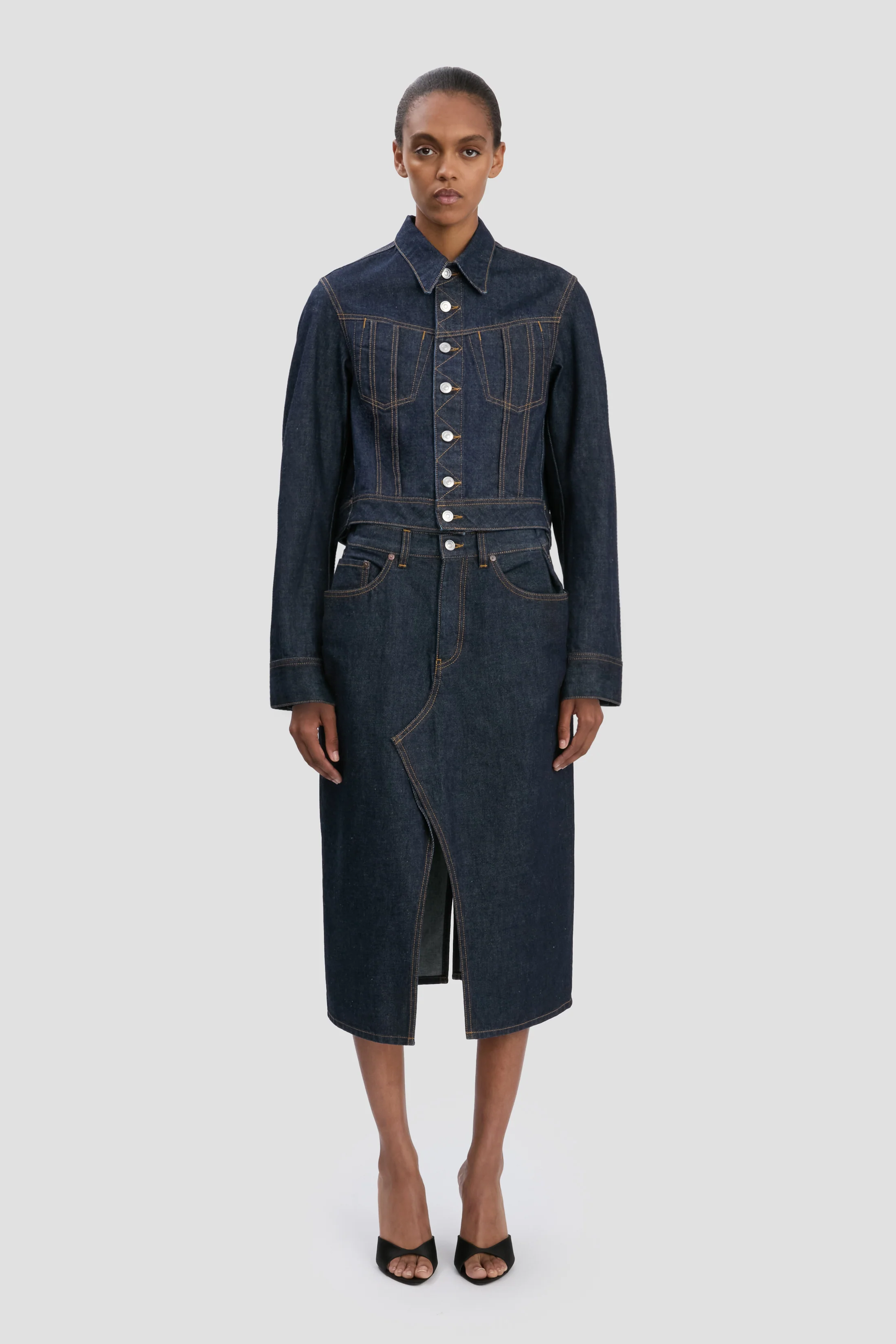 Denim Jacket In Light Rinse - XNAUWBI