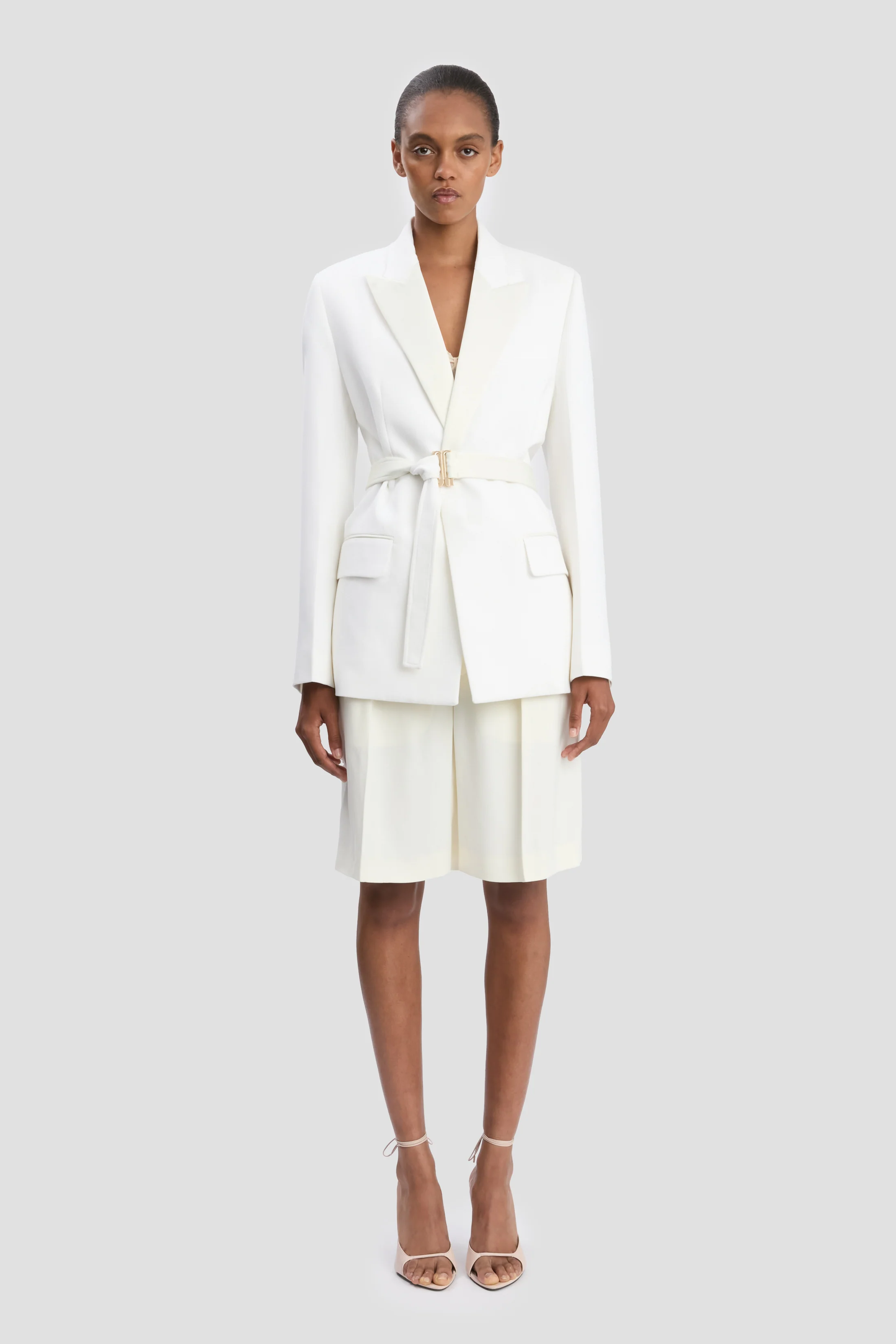 Belted Tailored Jacket In Ivory - XNAUWBI