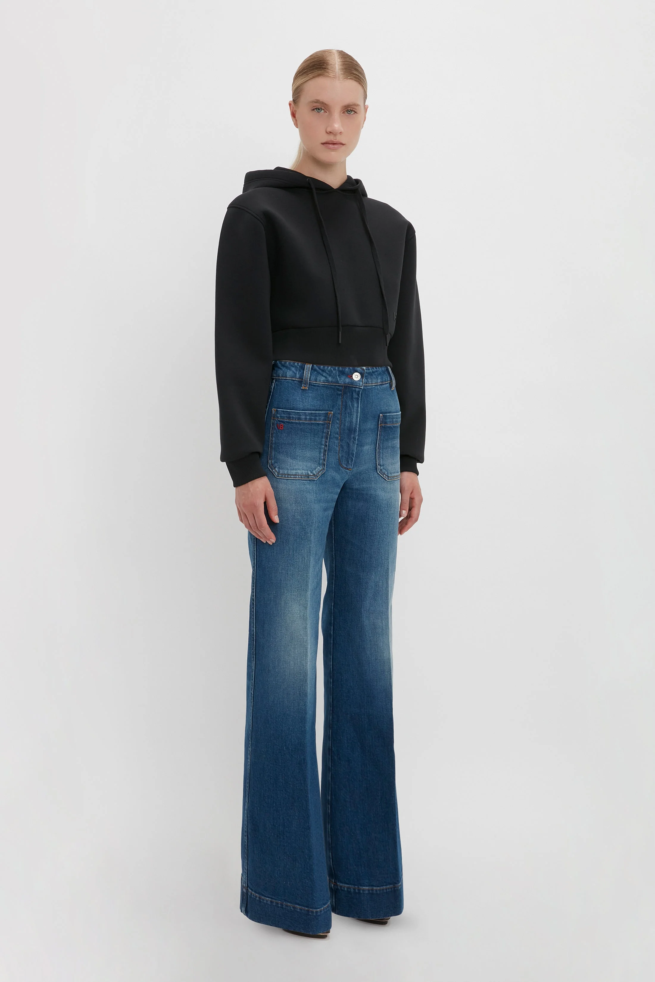 Cropped Neoprene Hoodie In Black - XNAUWBI