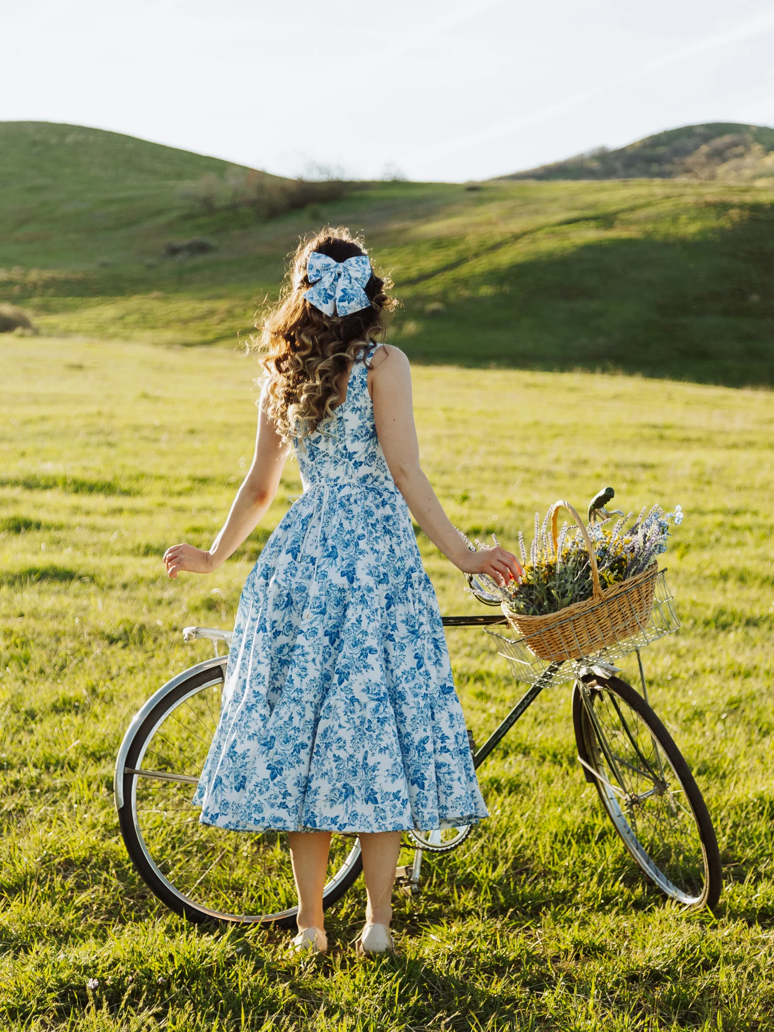 Madonna Dress in Countryside - XNAUWBI