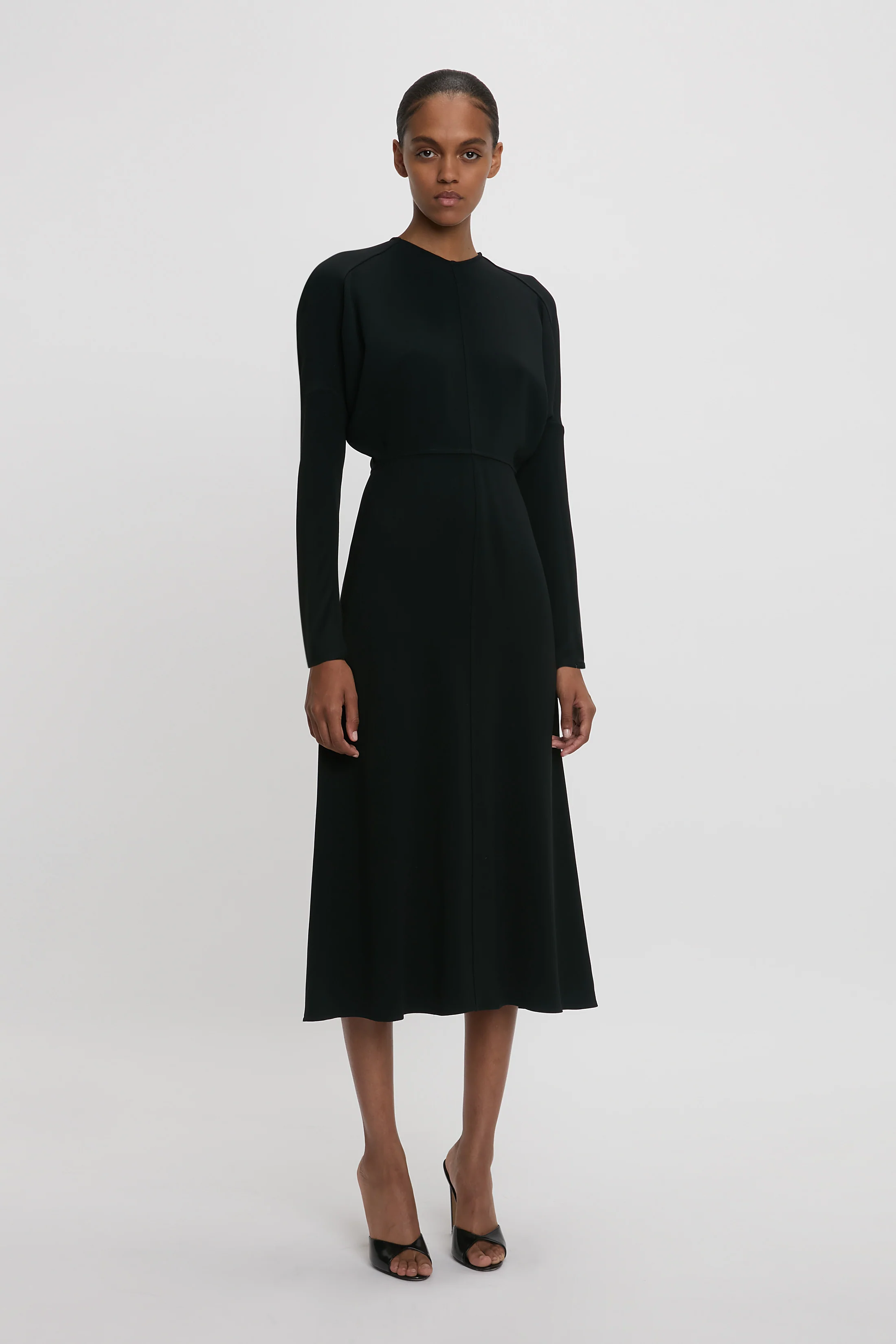 Dolman Midi Dress in Black - XNAUWBI