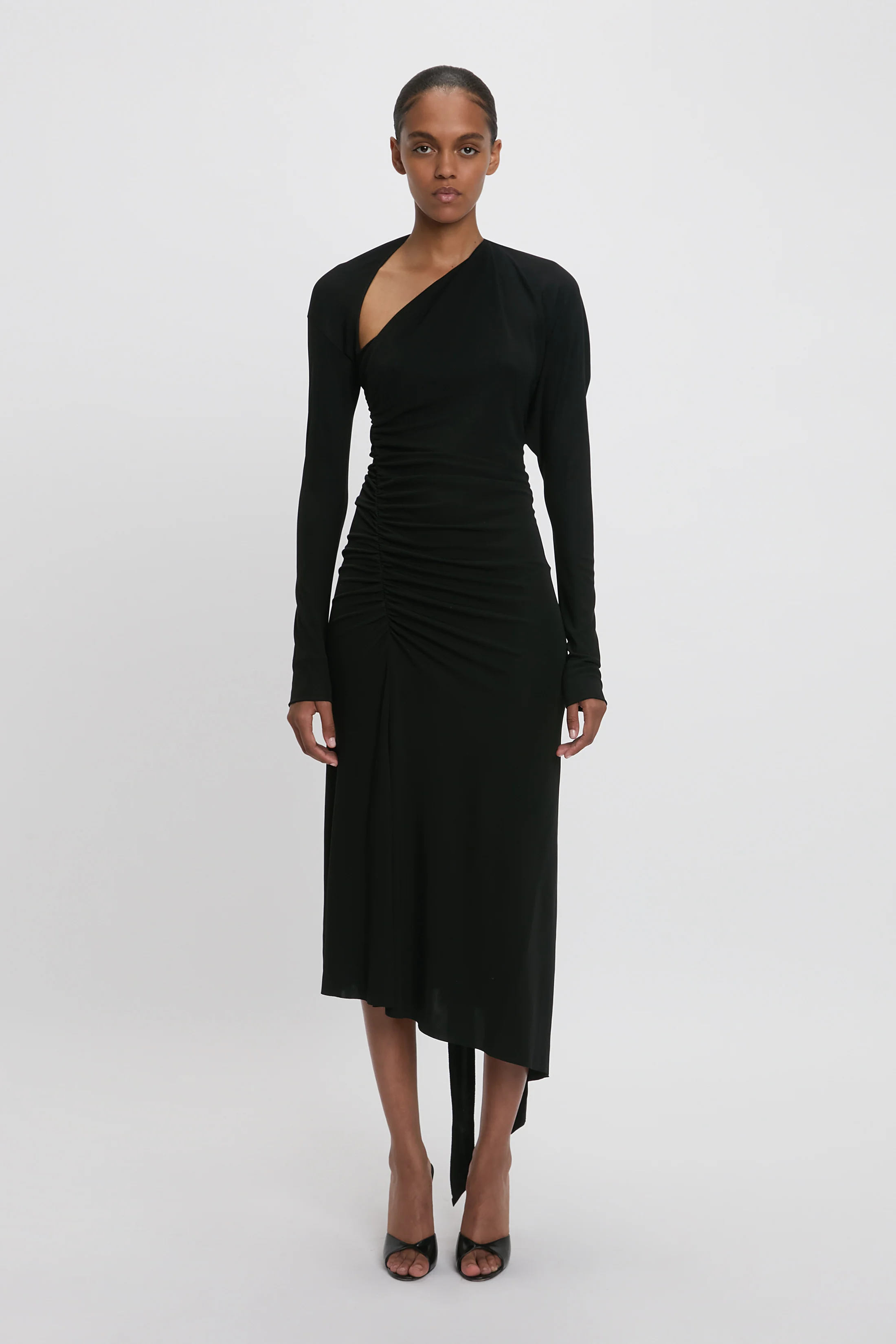 Slash-Neck Ruched Midi Dress In Black - XNAUWBI