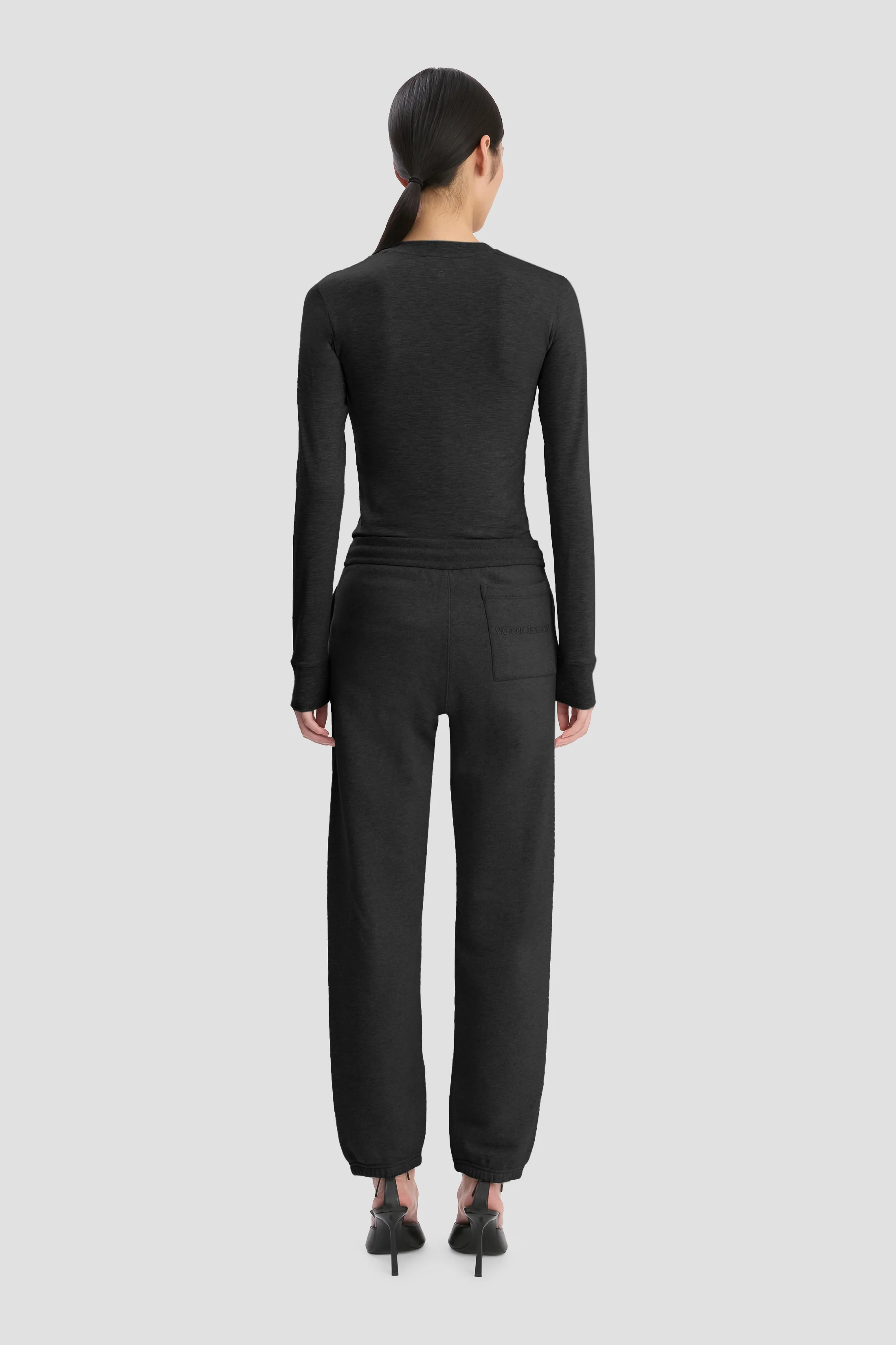 Long Sleeve Tee In Black - XNAUWBI