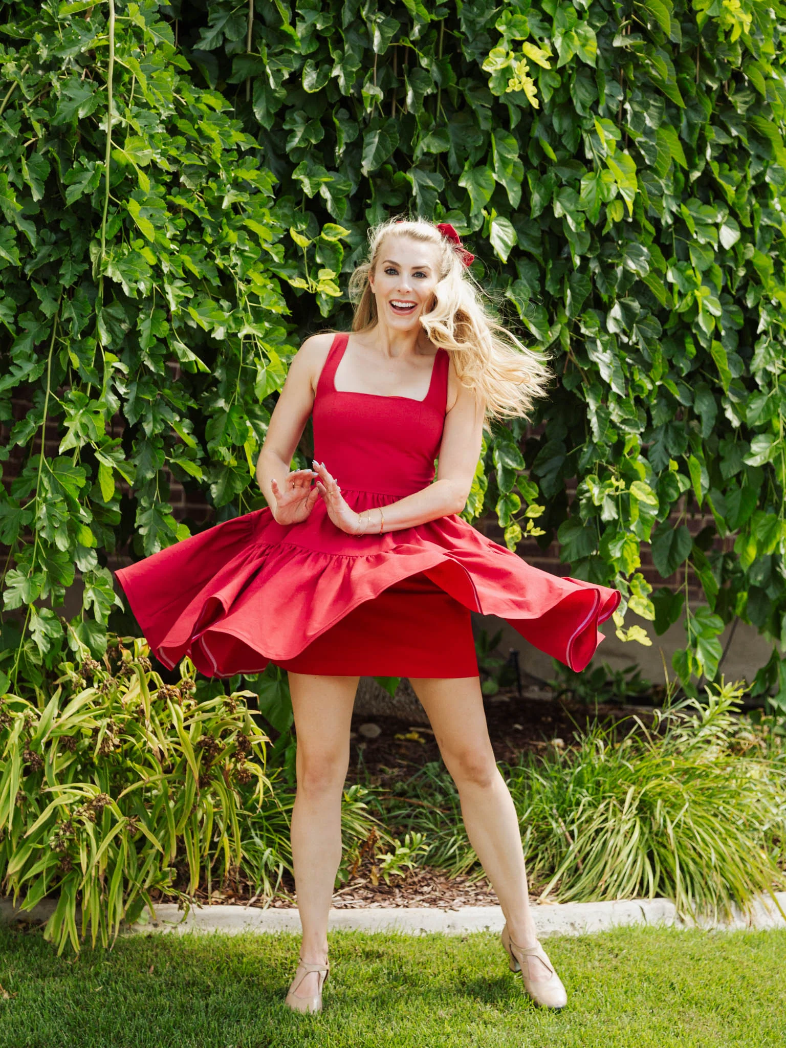 Journey dress in Poppy Red - XNAUWBI