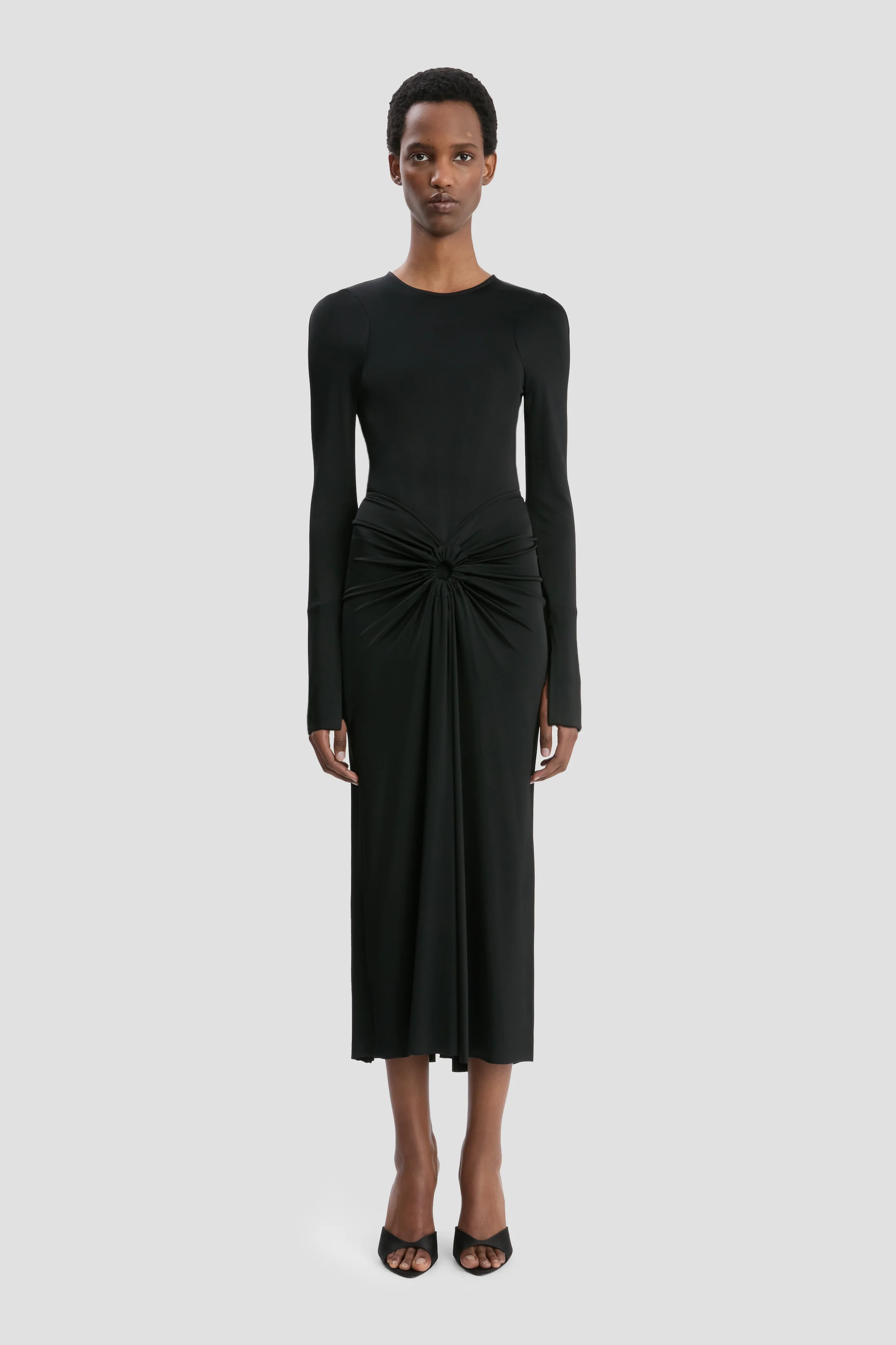 Frances Midi Dress In Black - XNAUWBI