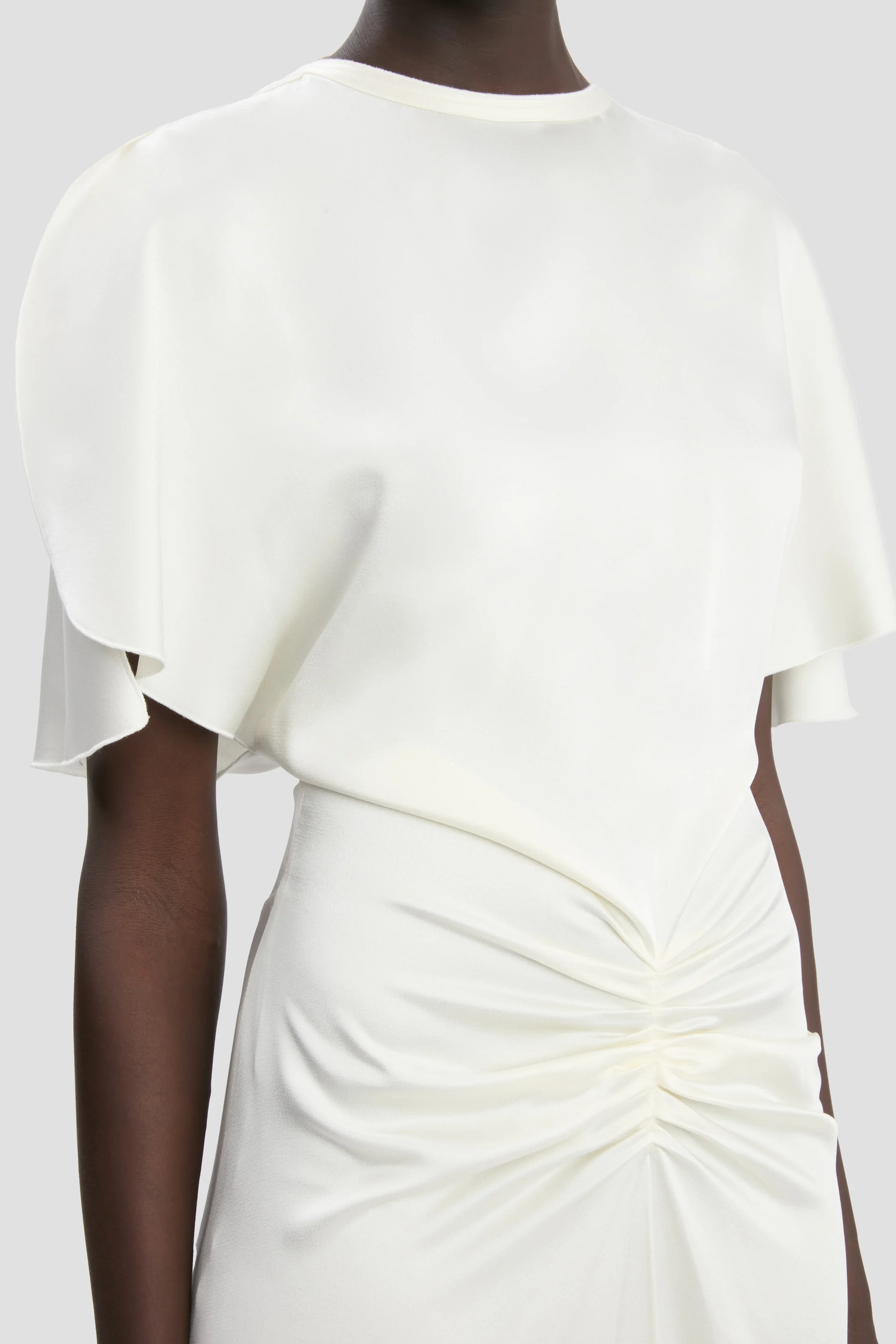 Isabella Gown In Ivory - XNAUWBI
