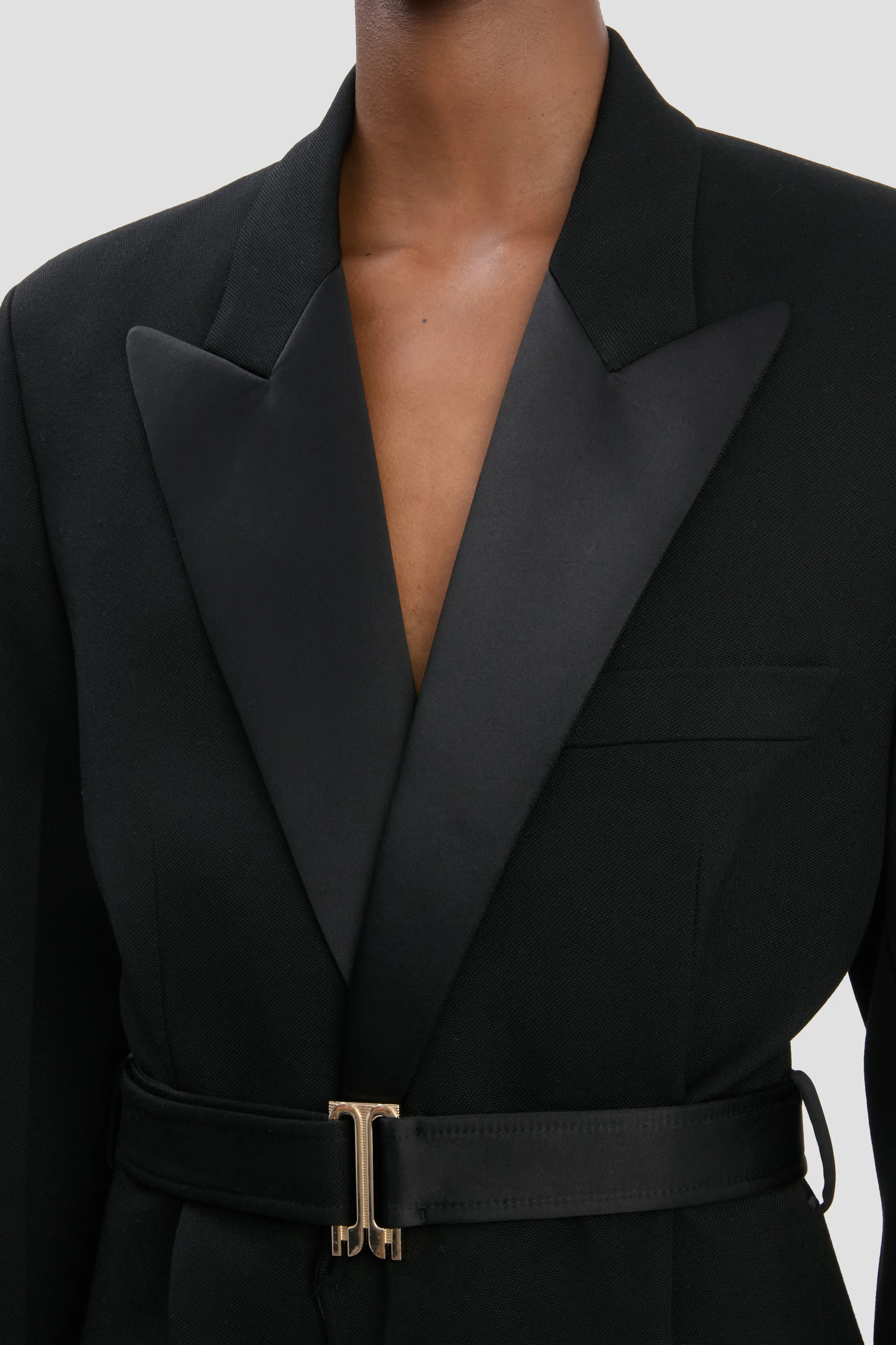 Belted Tailored Coat In Black - XNAUWBI