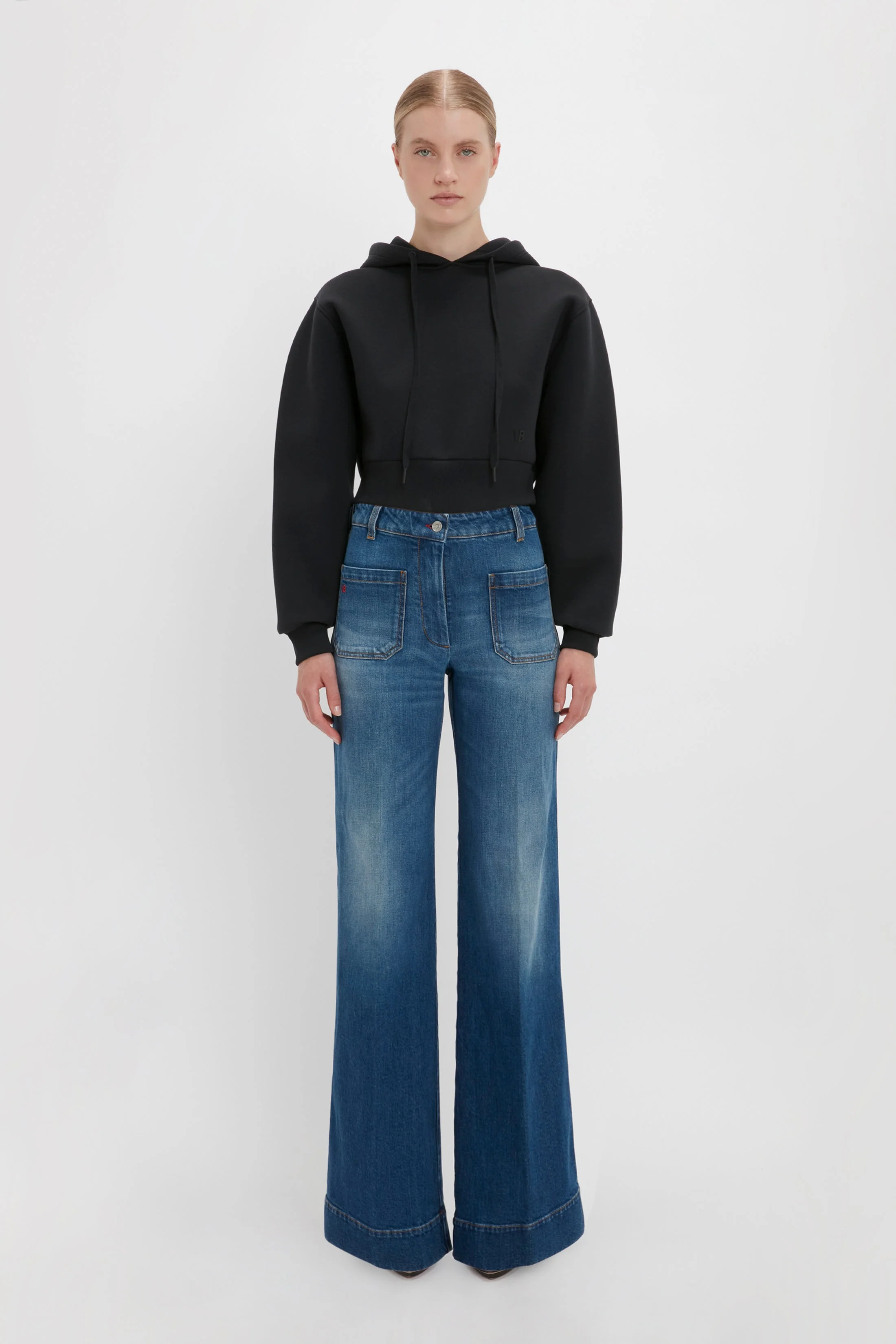 Cropped Neoprene Hoodie In Black - XNAUWBI