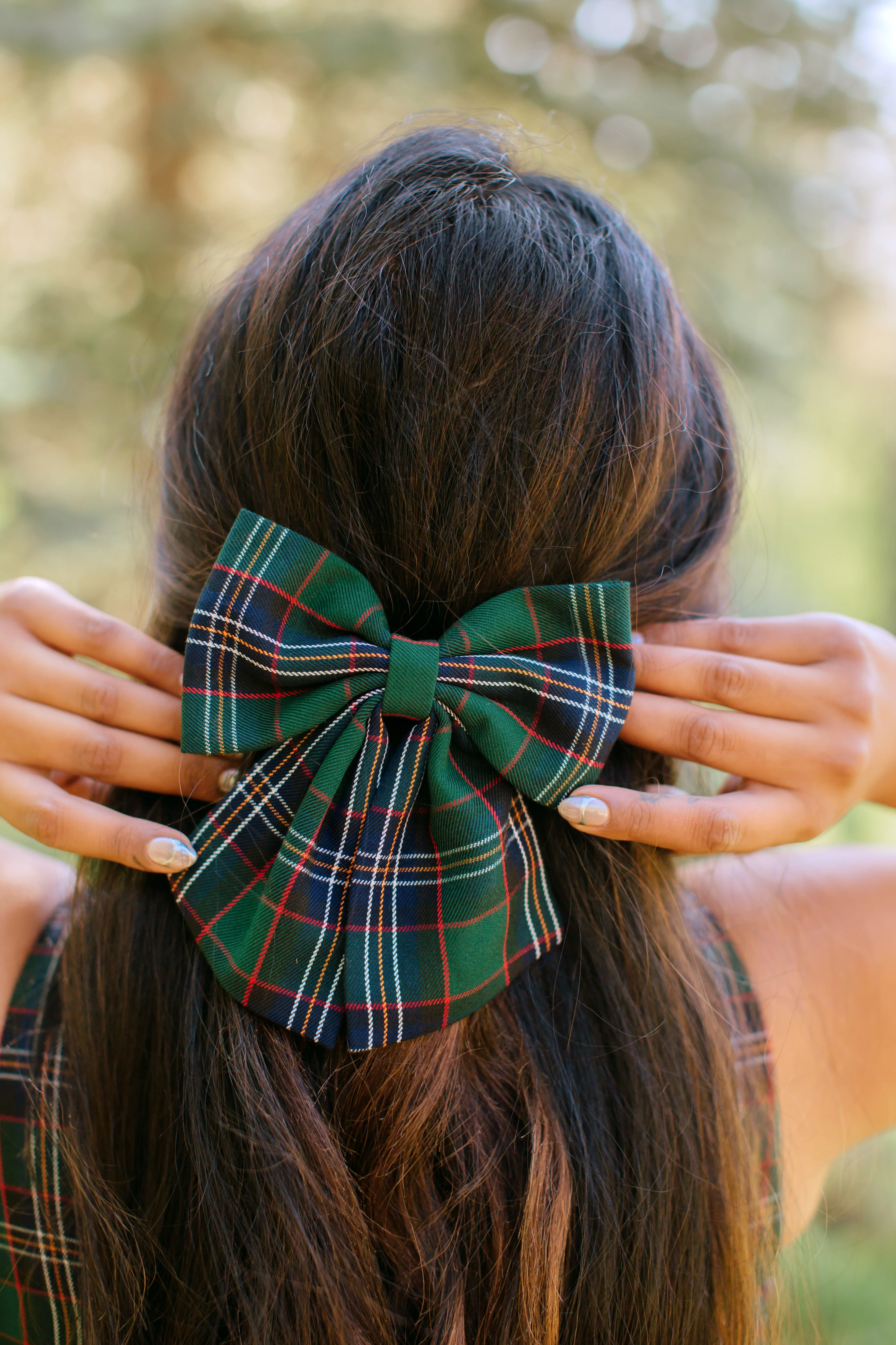 Hair Bow in Homeland Plaid - XNAUWBI