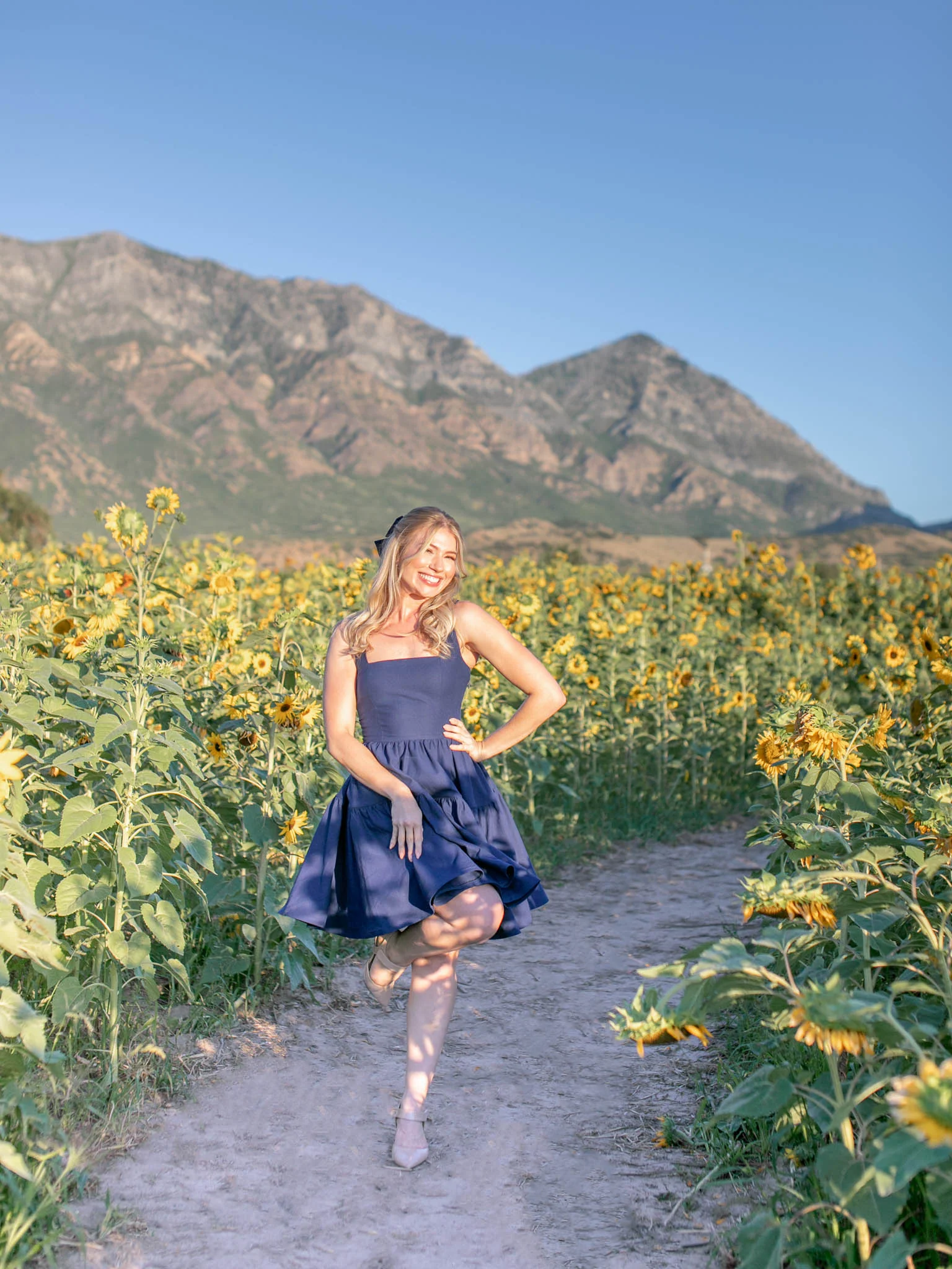 Journey dress in Transatlantic Navy - XNAUWBI
